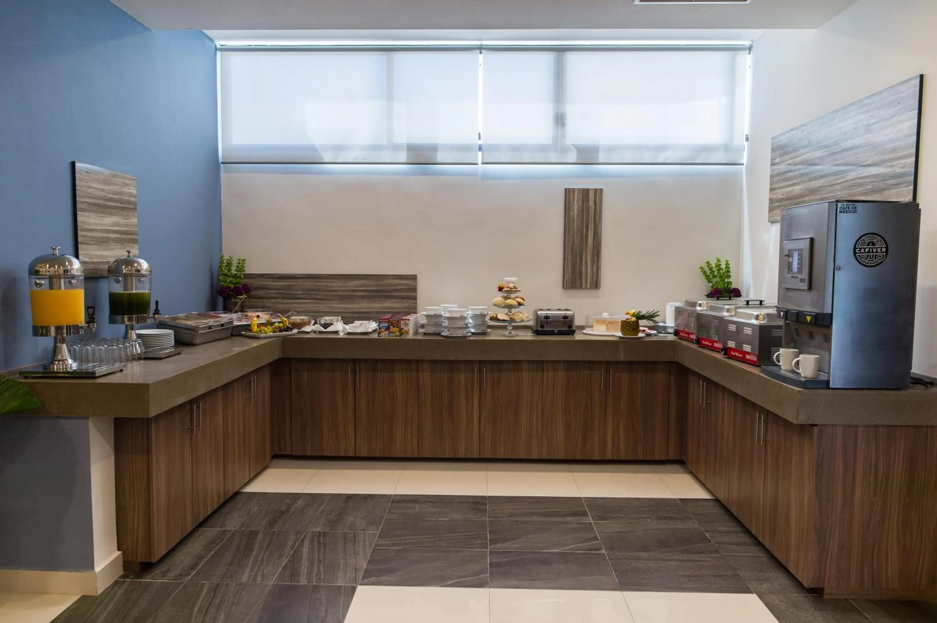 Restaurant/places to eat in Ocean View Beach Hotel