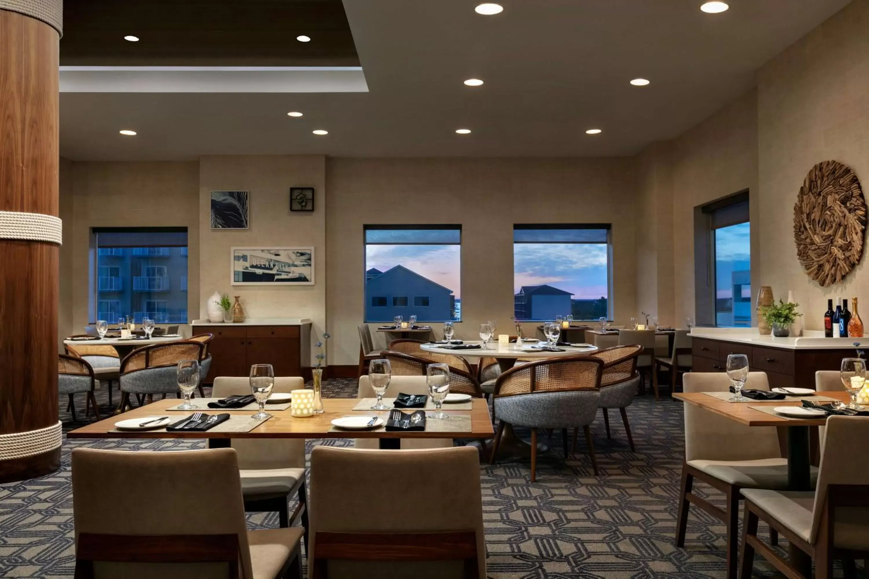 Restaurant/places to eat in Hilton Suites Ocean City Oceanfront Restaurant/places to eat in Hilton Suites Ocean City Oceanfront