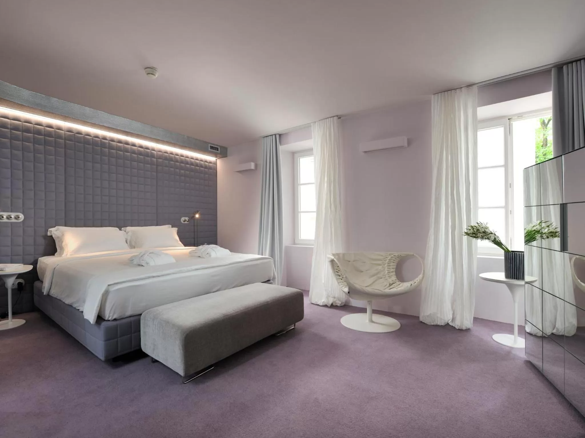 Bed in Vander Urbani Resort - a Member of Design Hotels