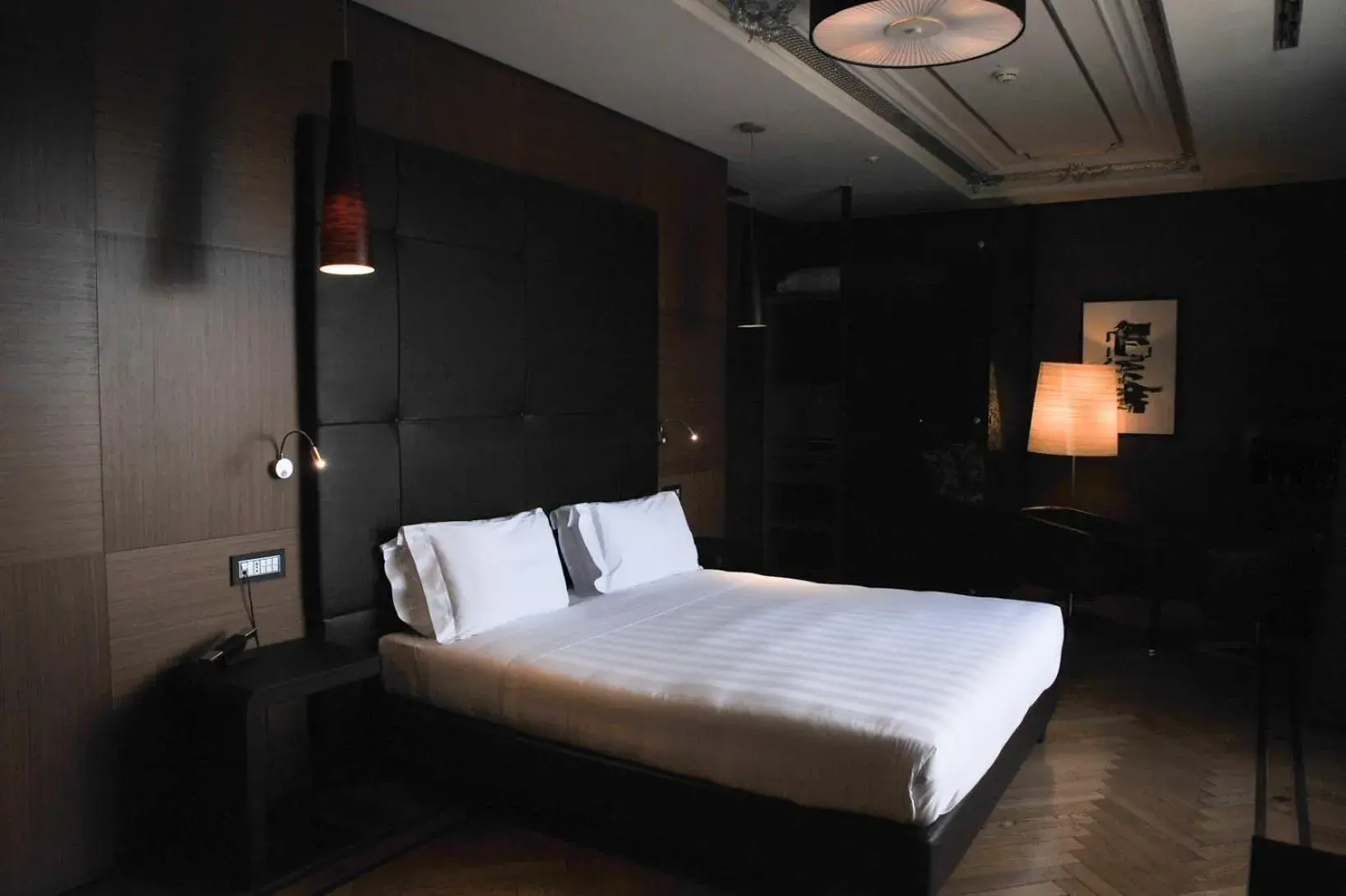 Bedroom, Bed in Diva Luxury Hotel
