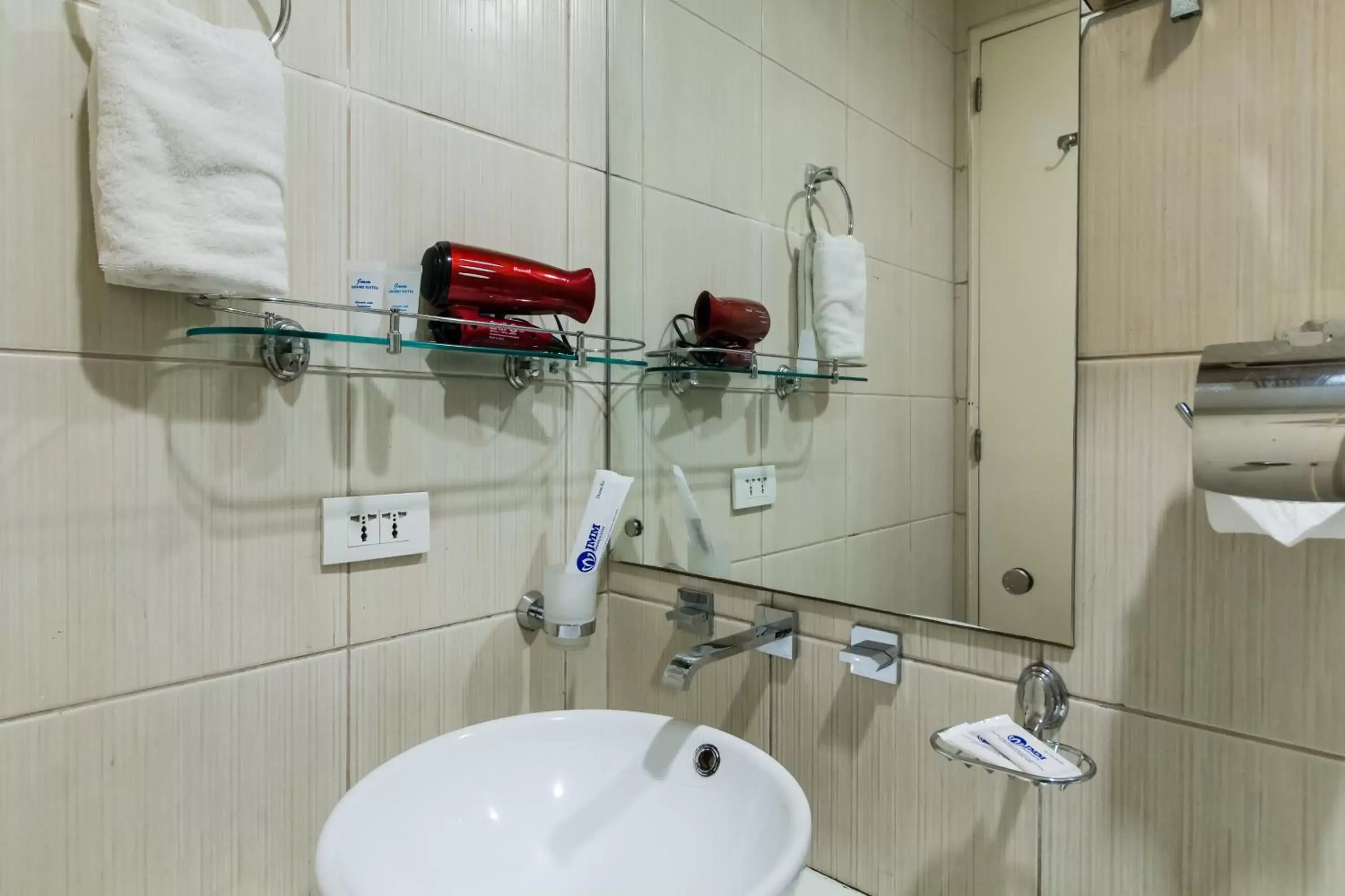 Shower, Bathroom in JMM Grand Suites