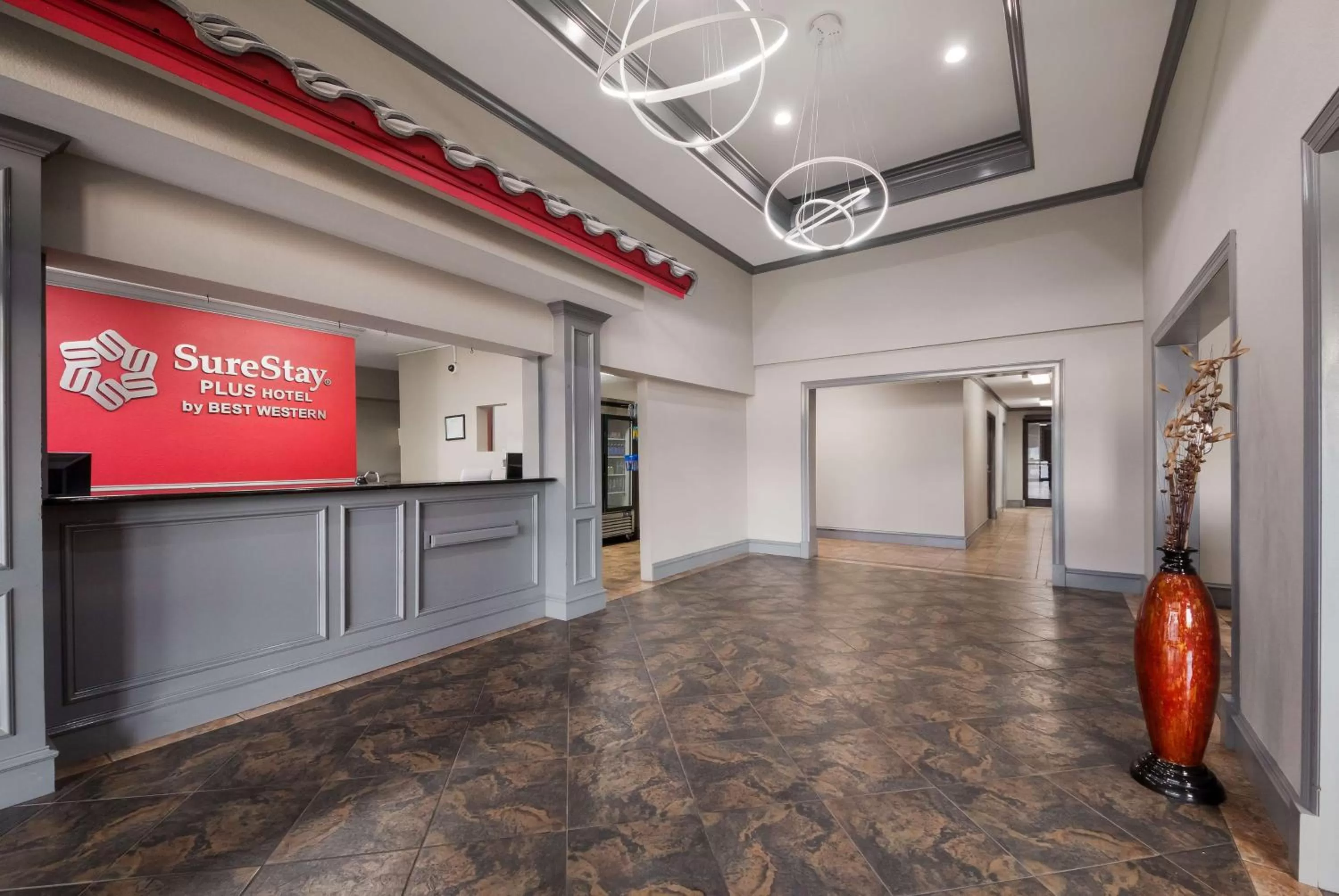 Lobby or reception in SureStay Plus Hotel by Best Western San Antonio North