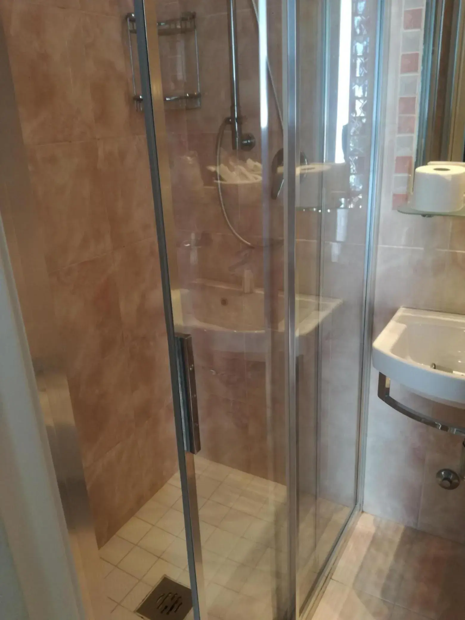 Bathroom in Hotel Verdi