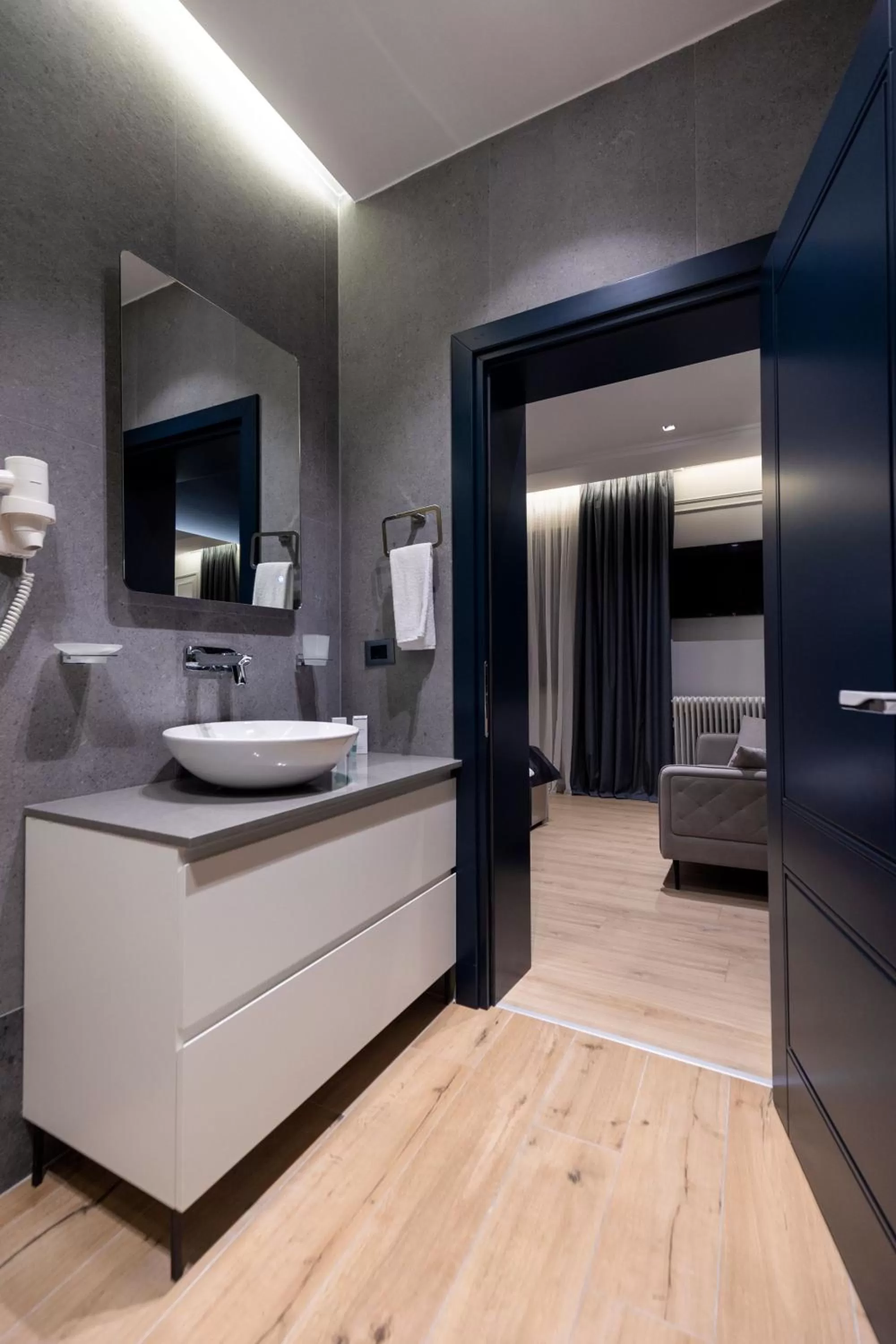 Bathroom, Bed in Bujtina Oxhaku