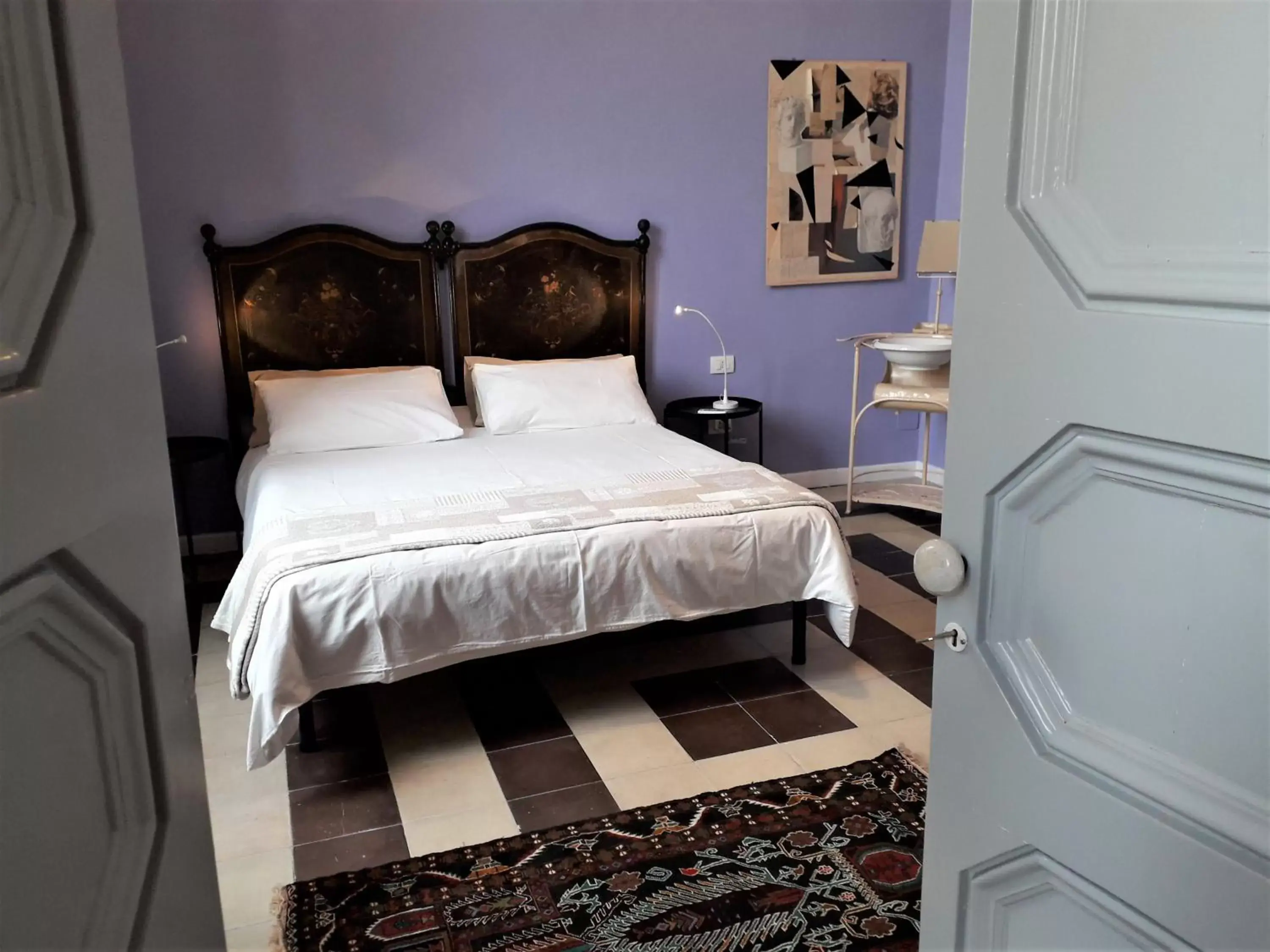 Bed in I Templari B&B self-contained