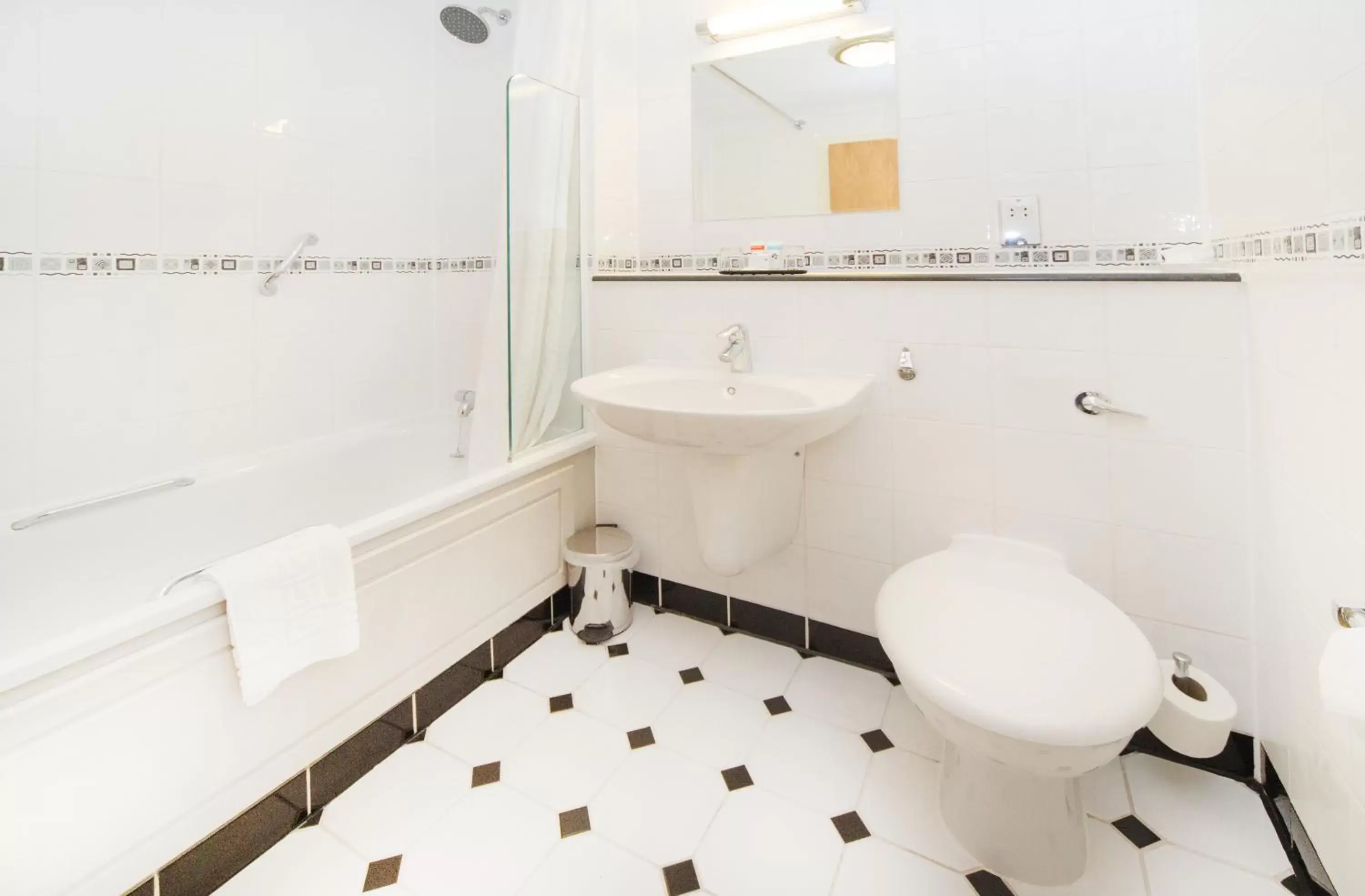 Bathroom in The Worcester Whitehouse Hotel Bathroom in The Worcester Whitehouse Hotel