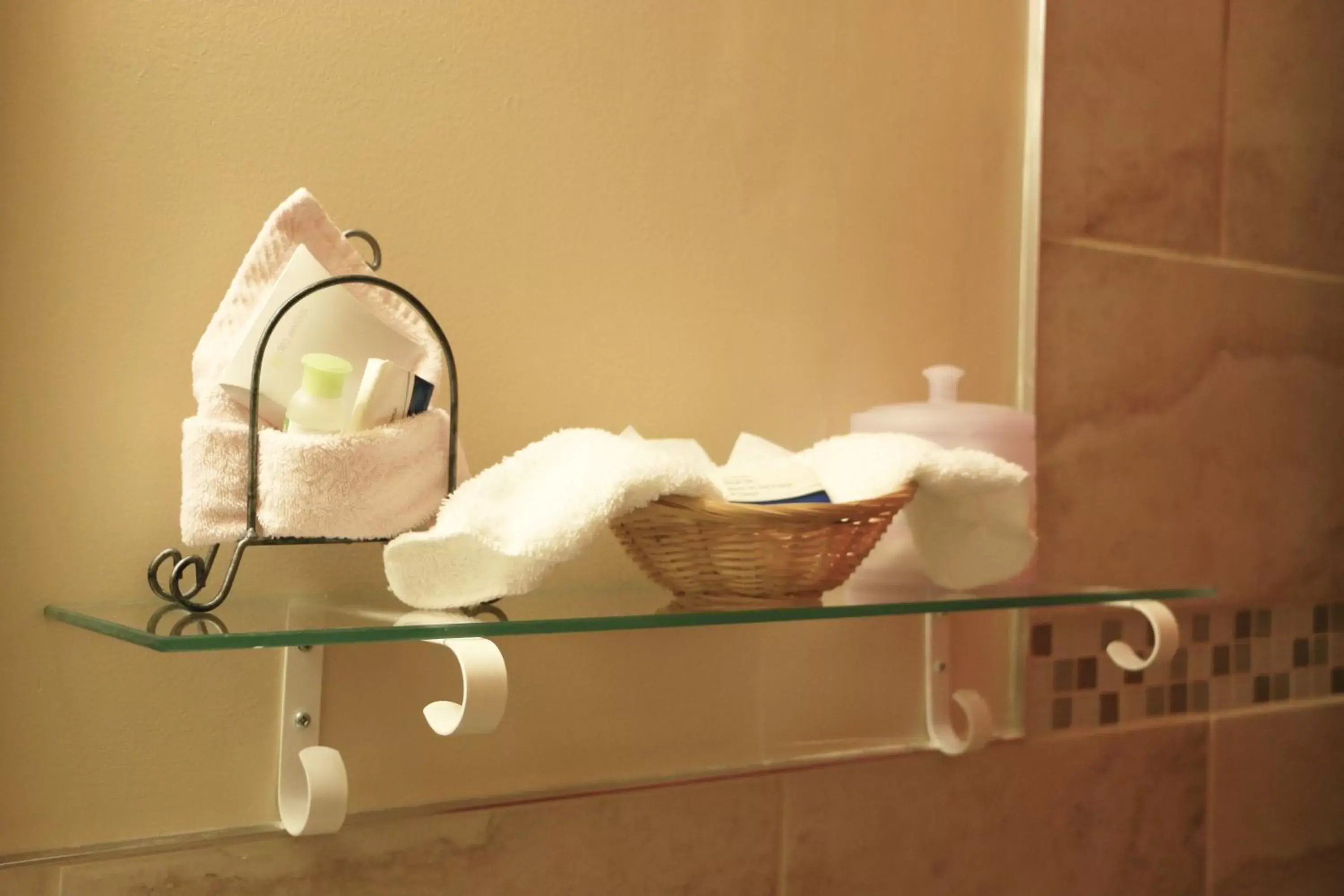 Bathroom in Hotel Auberge Manoir Ville Marie