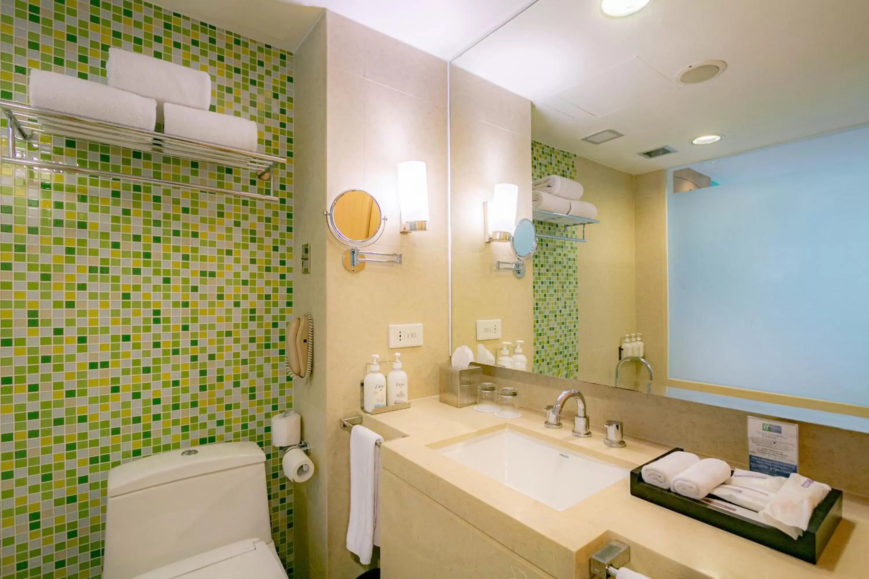 Bathroom in Holiday Inn Resort Baruna Bali, an IHG Hotel - CHSE Certified