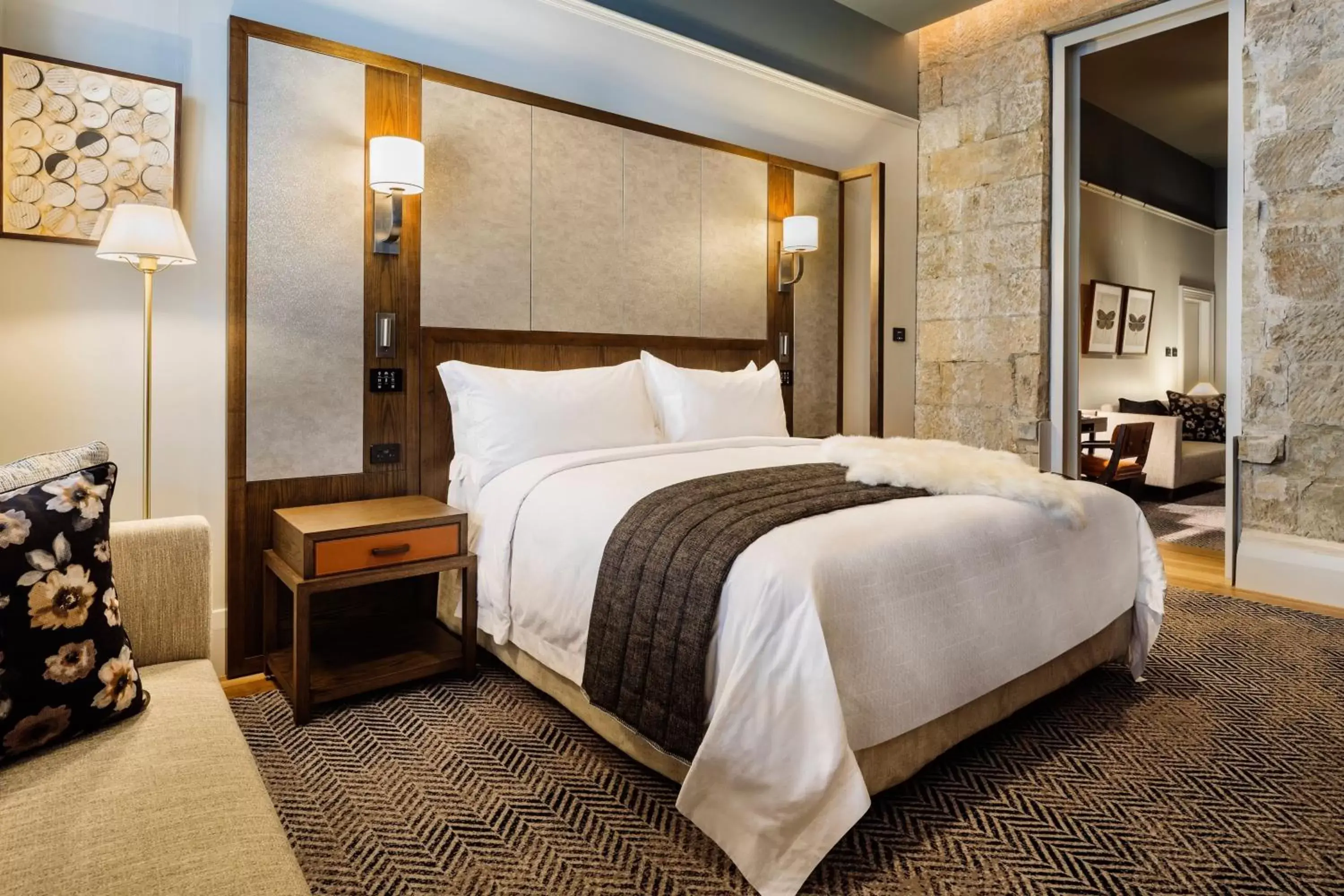 Bedroom, Bed in The Tasman, a Luxury Collection Hotel, Hobart