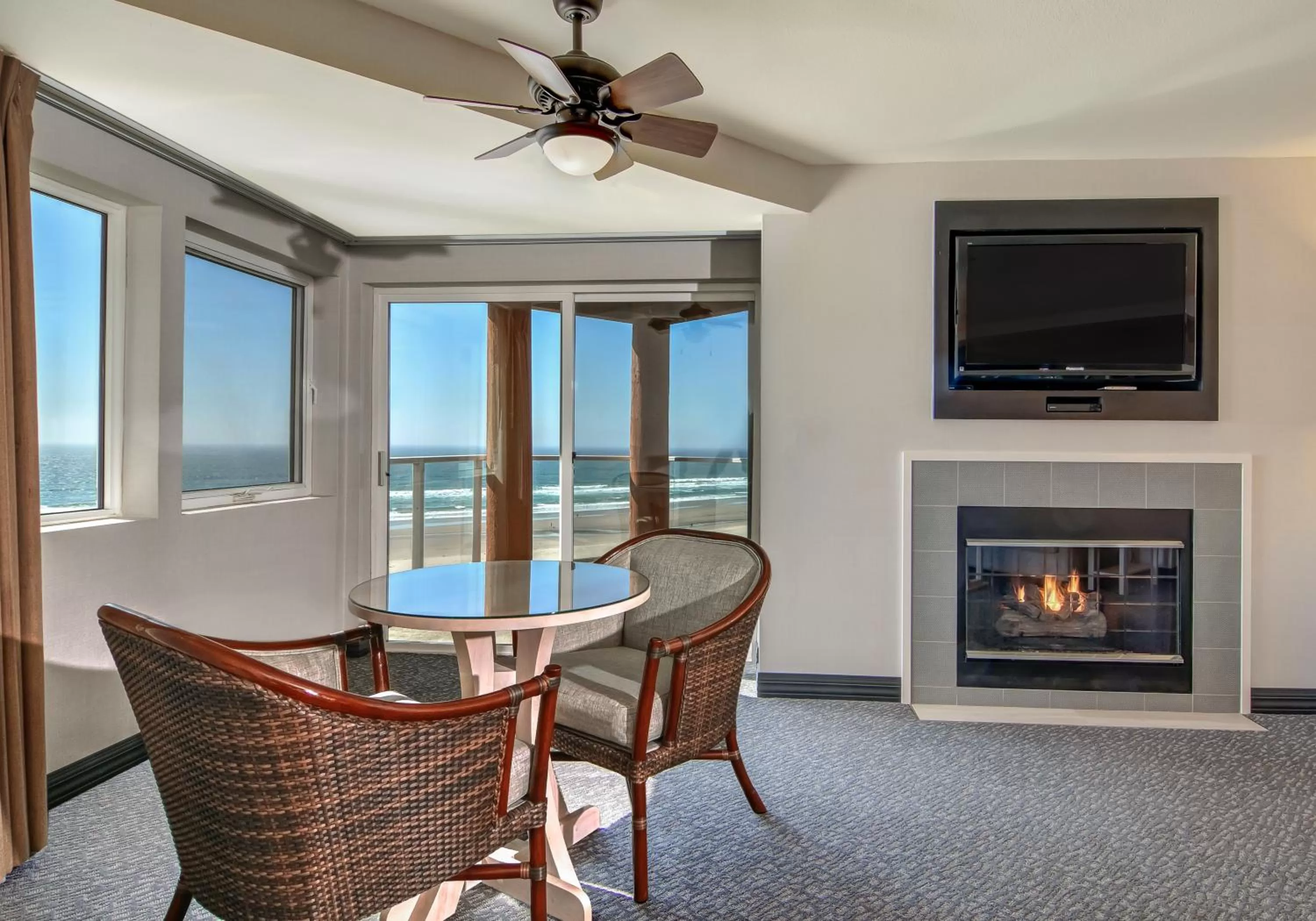 Seating area in Hallmark Resort - Newport