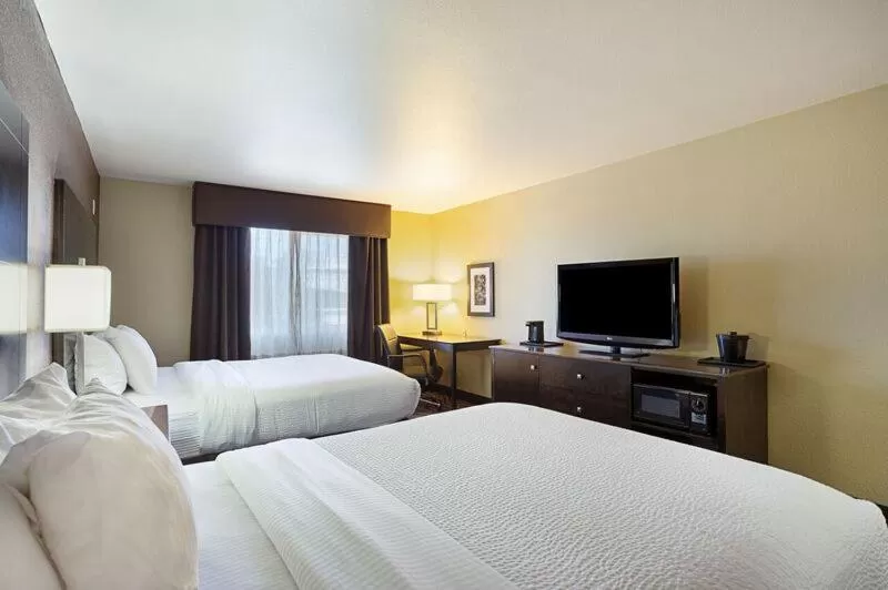 Photo of the whole room, Bed in La Quinta by Wyndham Meridian / Boise West