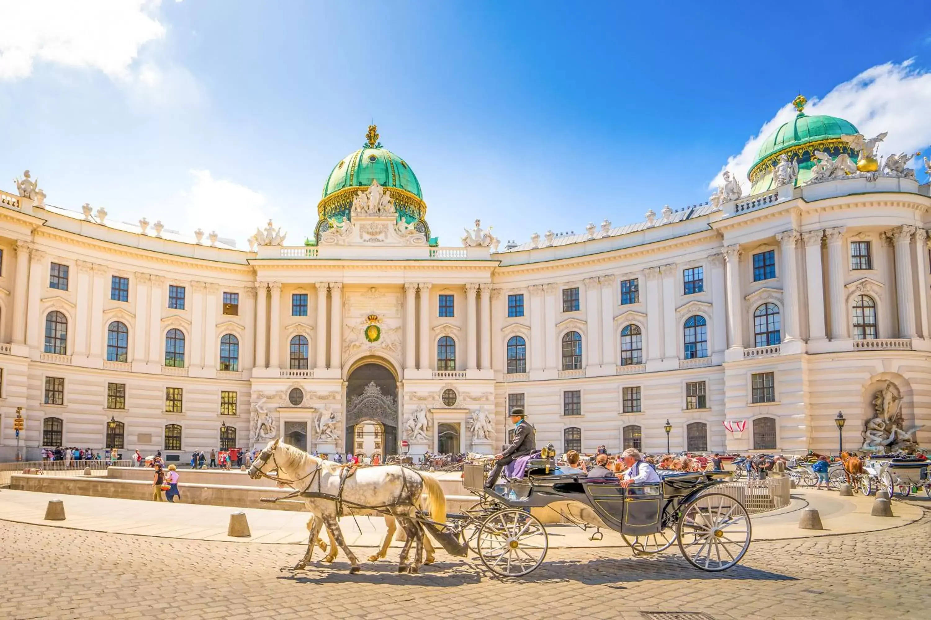 Nearby landmark, Property Building in Grand Hotel Wien