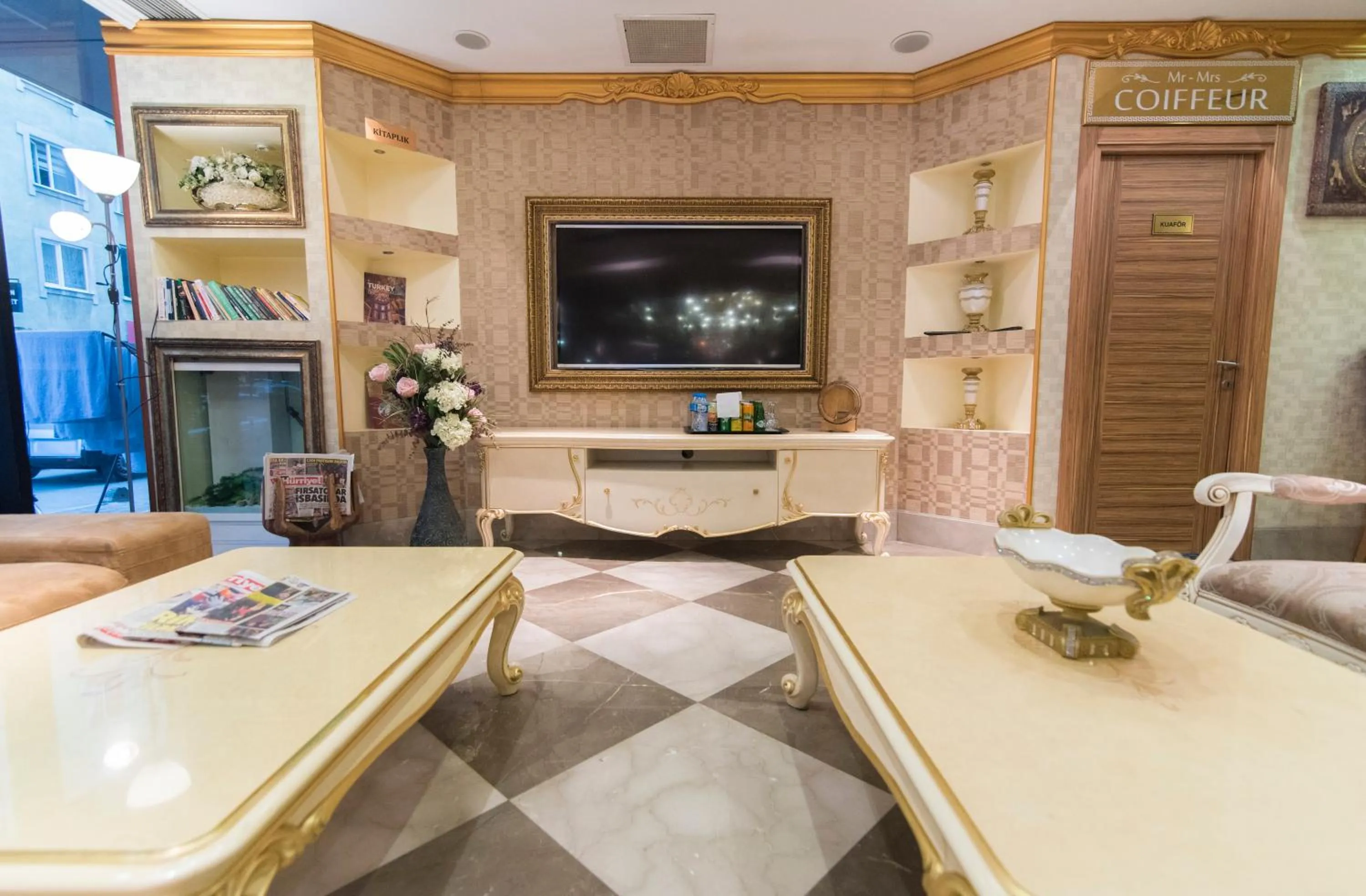 Library in MidMar Deluxe Hotel