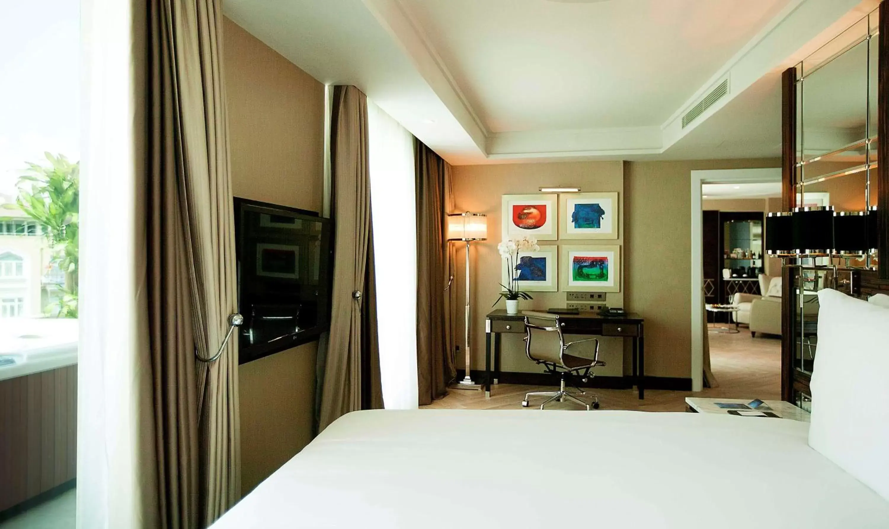 Photo of the whole room in Radisson Blu Hotel Istanbul Pera