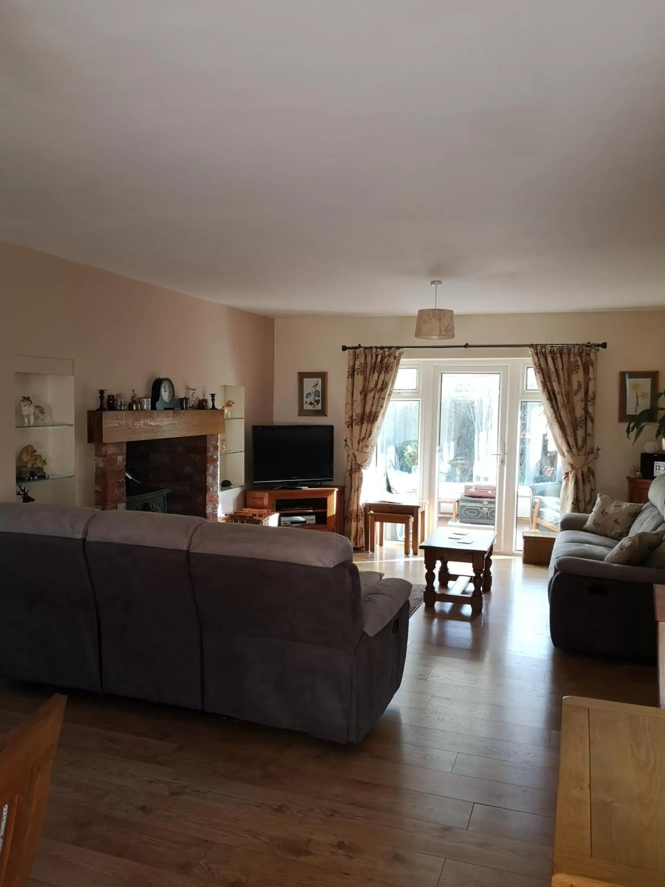 Living room, Seating Area in White Cottage B and B