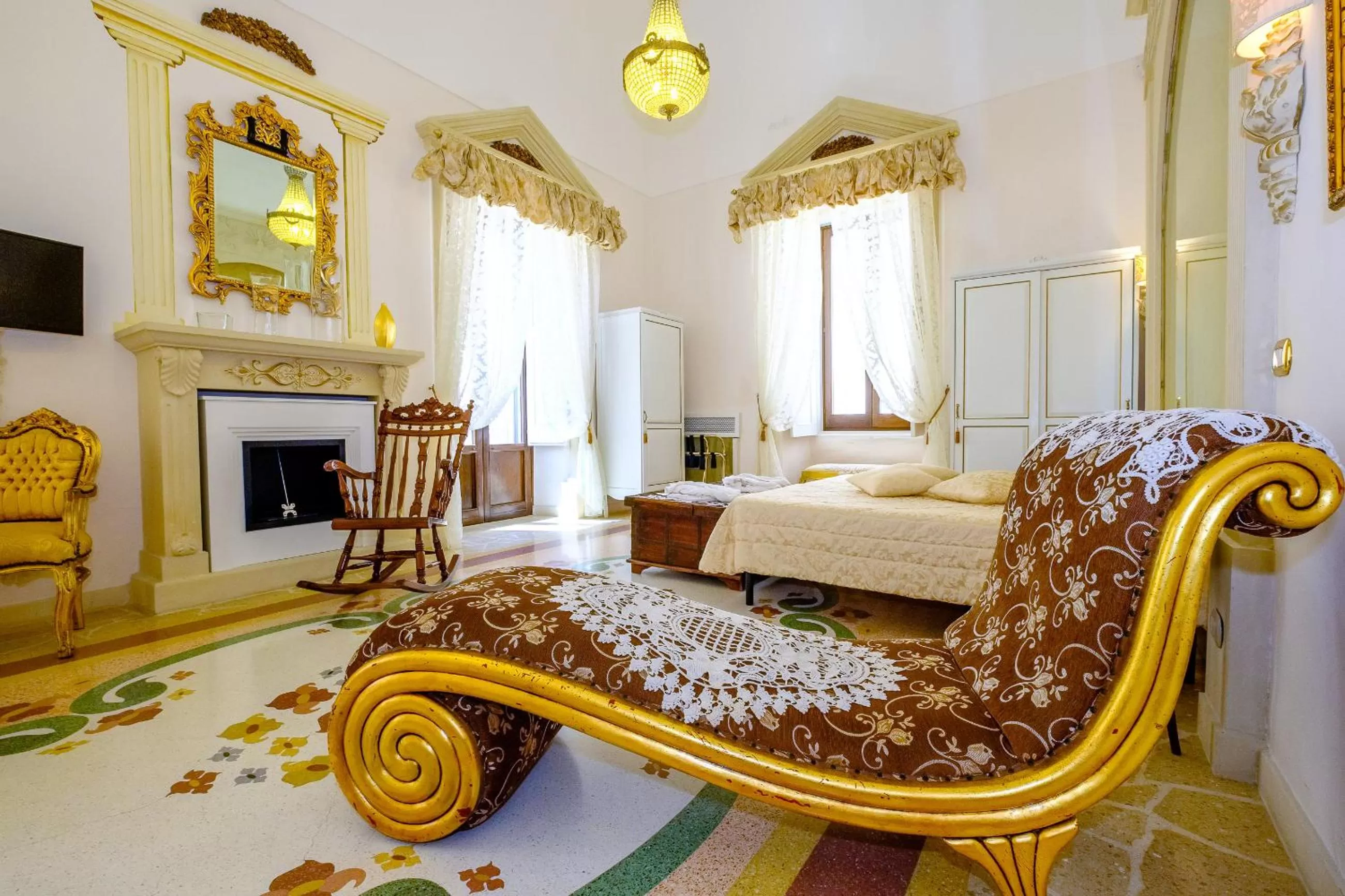 Photo of the whole room, Bed in Palazzo Gallo Resort