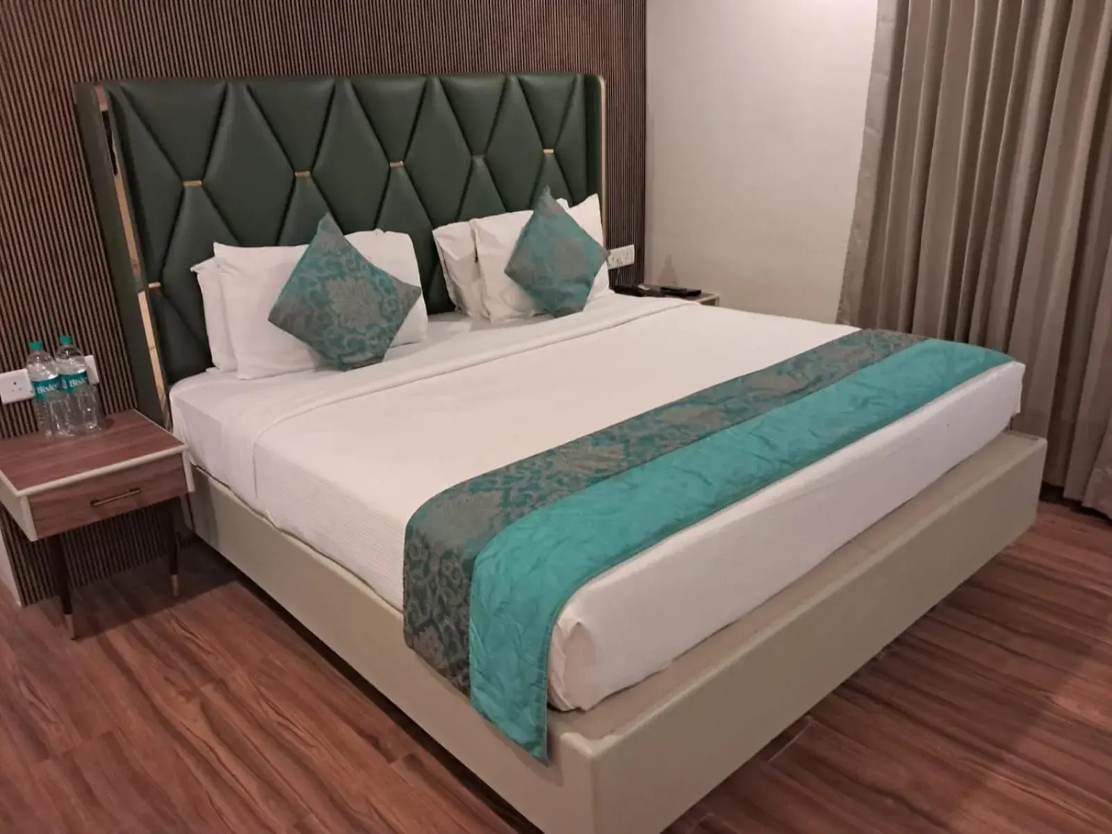 Bedroom, Bed in Hotel Grand Residence
