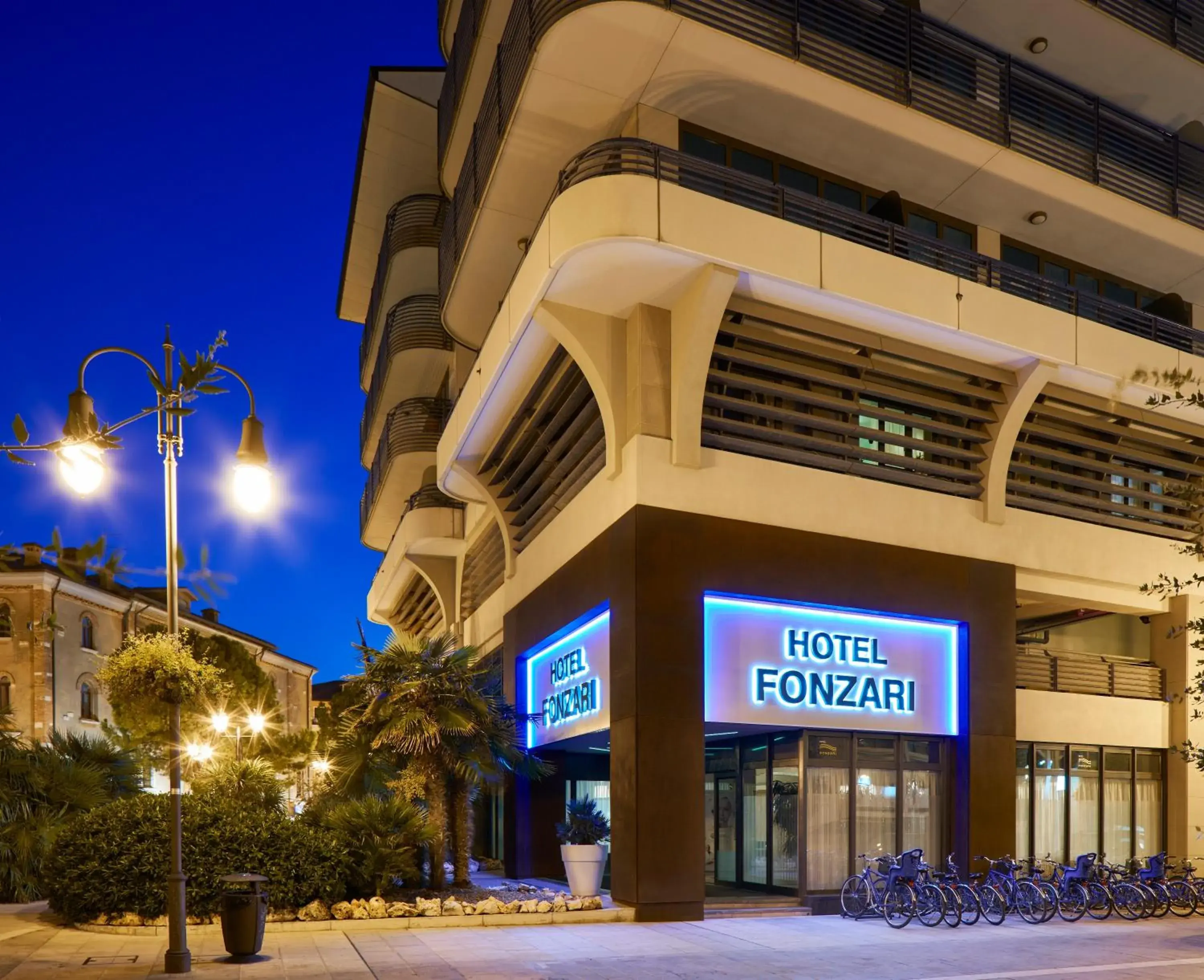 Facade/entrance, Property Building in Hotel Fonzari