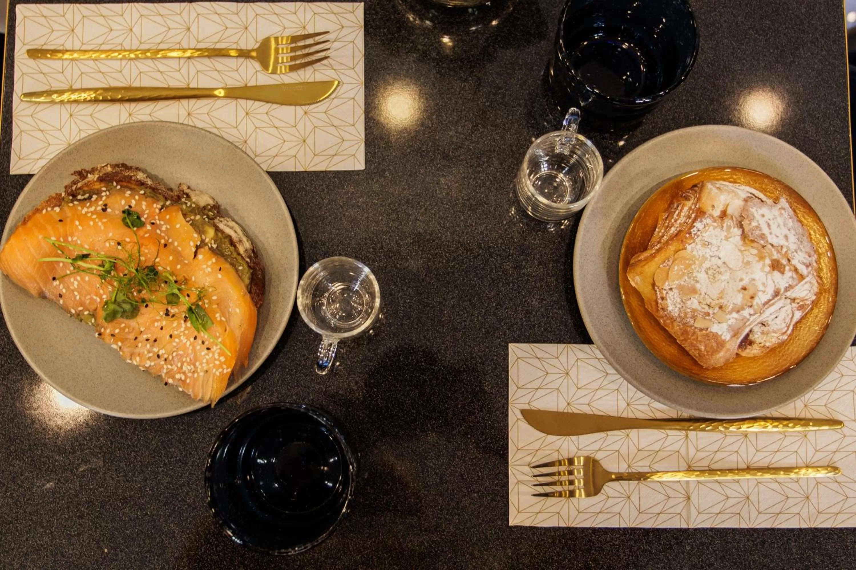 Food and drinks in Heritage Rooms Split Olympic Dream