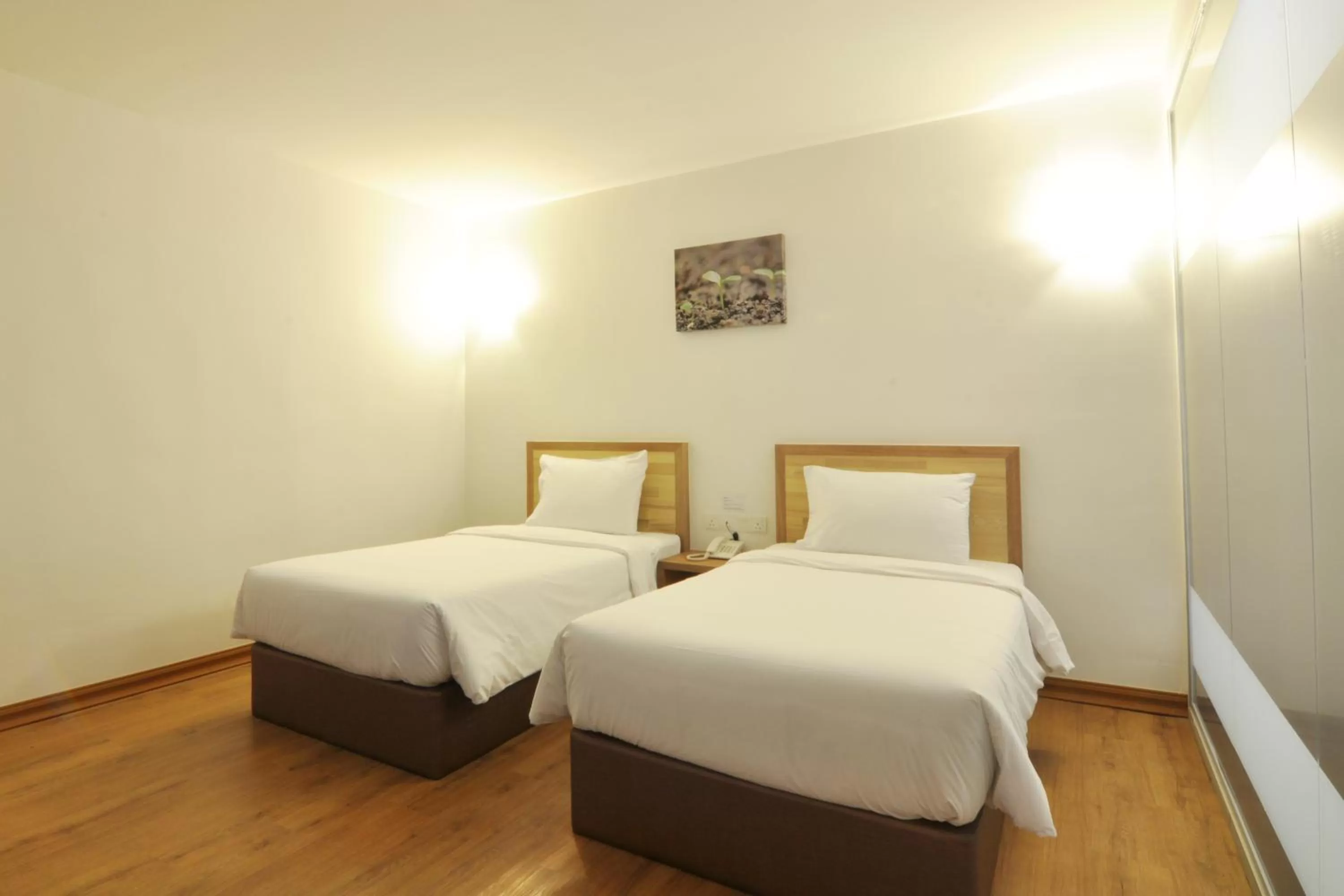 Bedroom, Bed in Greencity Hotel