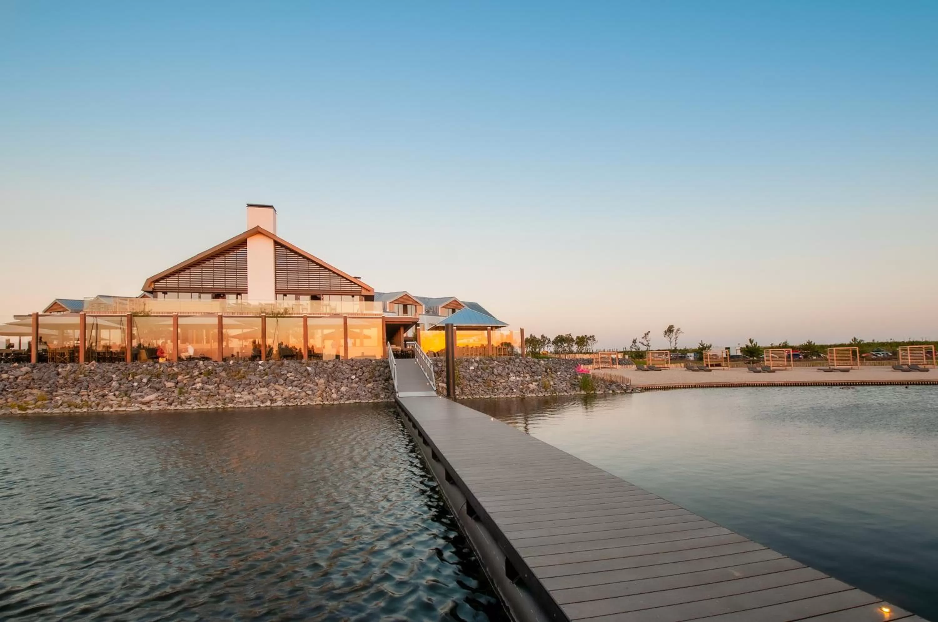 Waterrijk Oesterdam Hotel