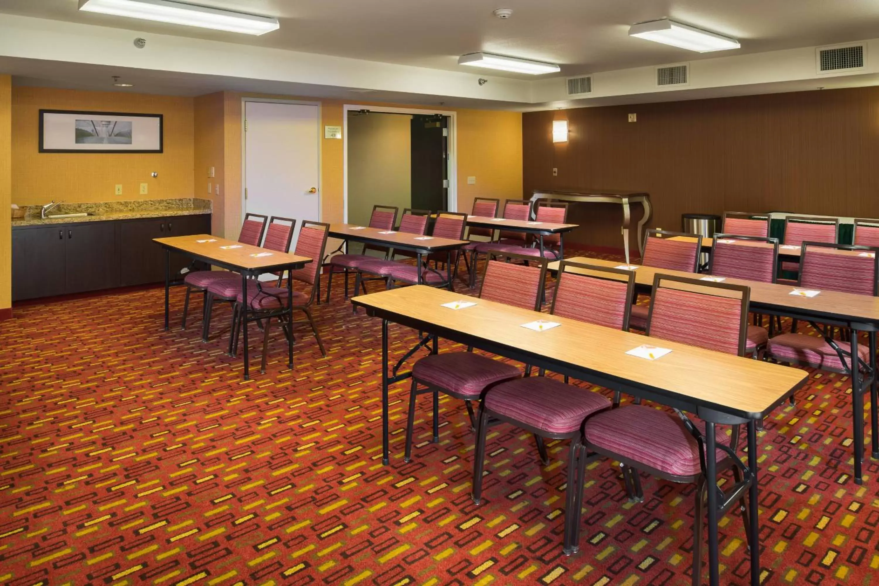 Meeting/conference room in Courtyard by Marriott Vacaville