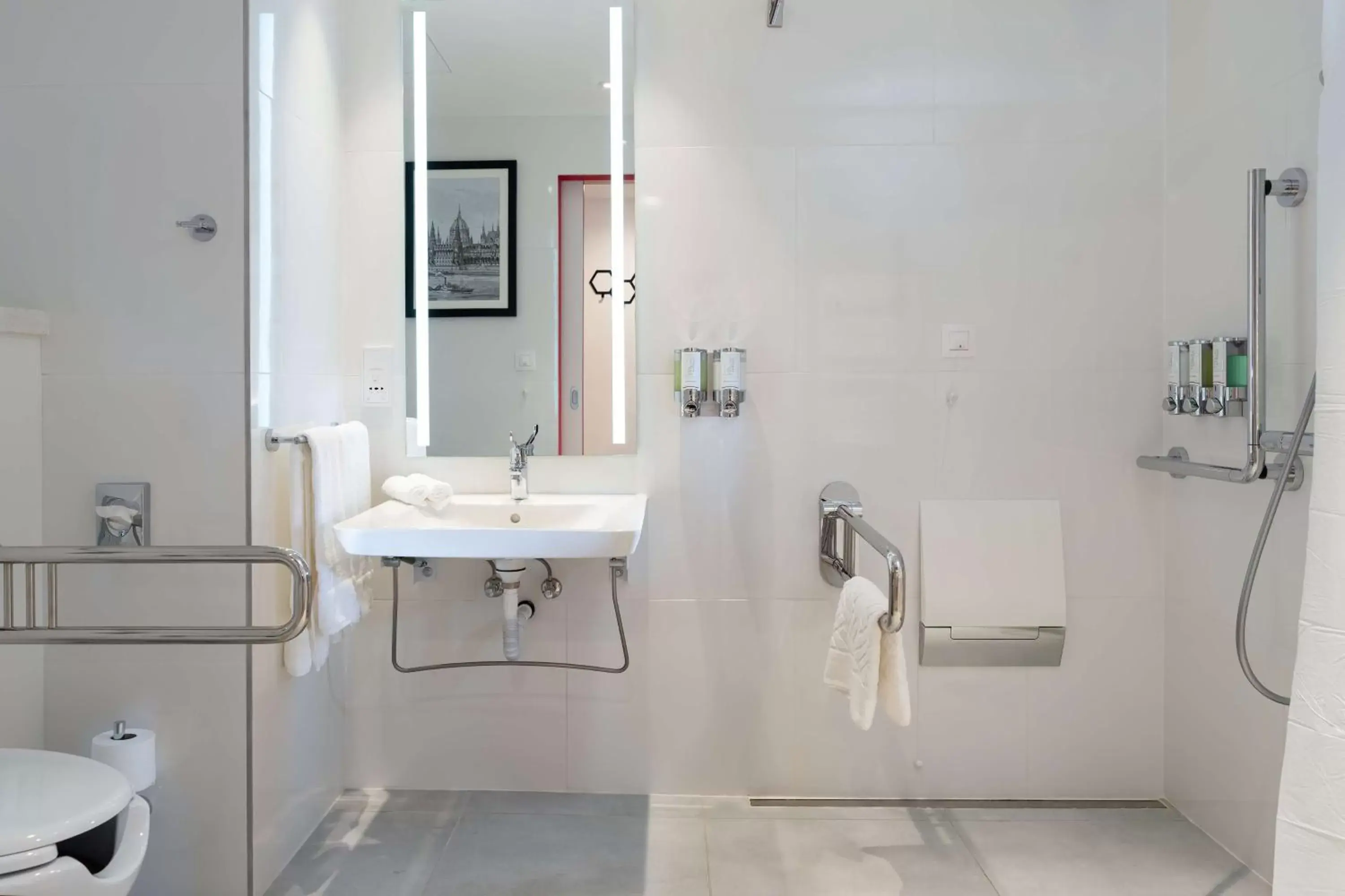 Toilet, Bathroom in Hampton By Hilton Budapest City Centre