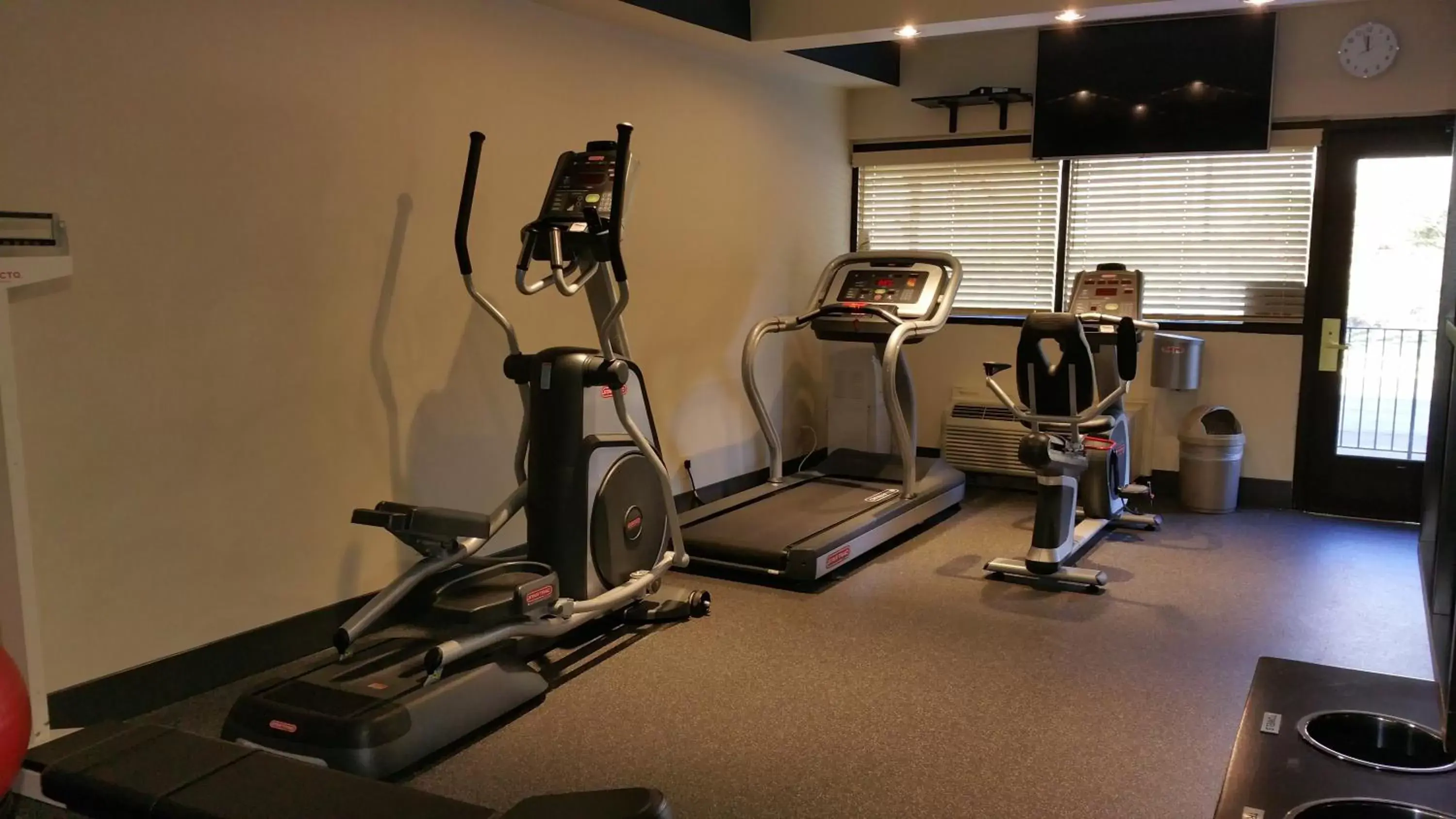 Fitness centre/facilities, Fitness Center/Facilities in Wingate by Wyndham Springfield