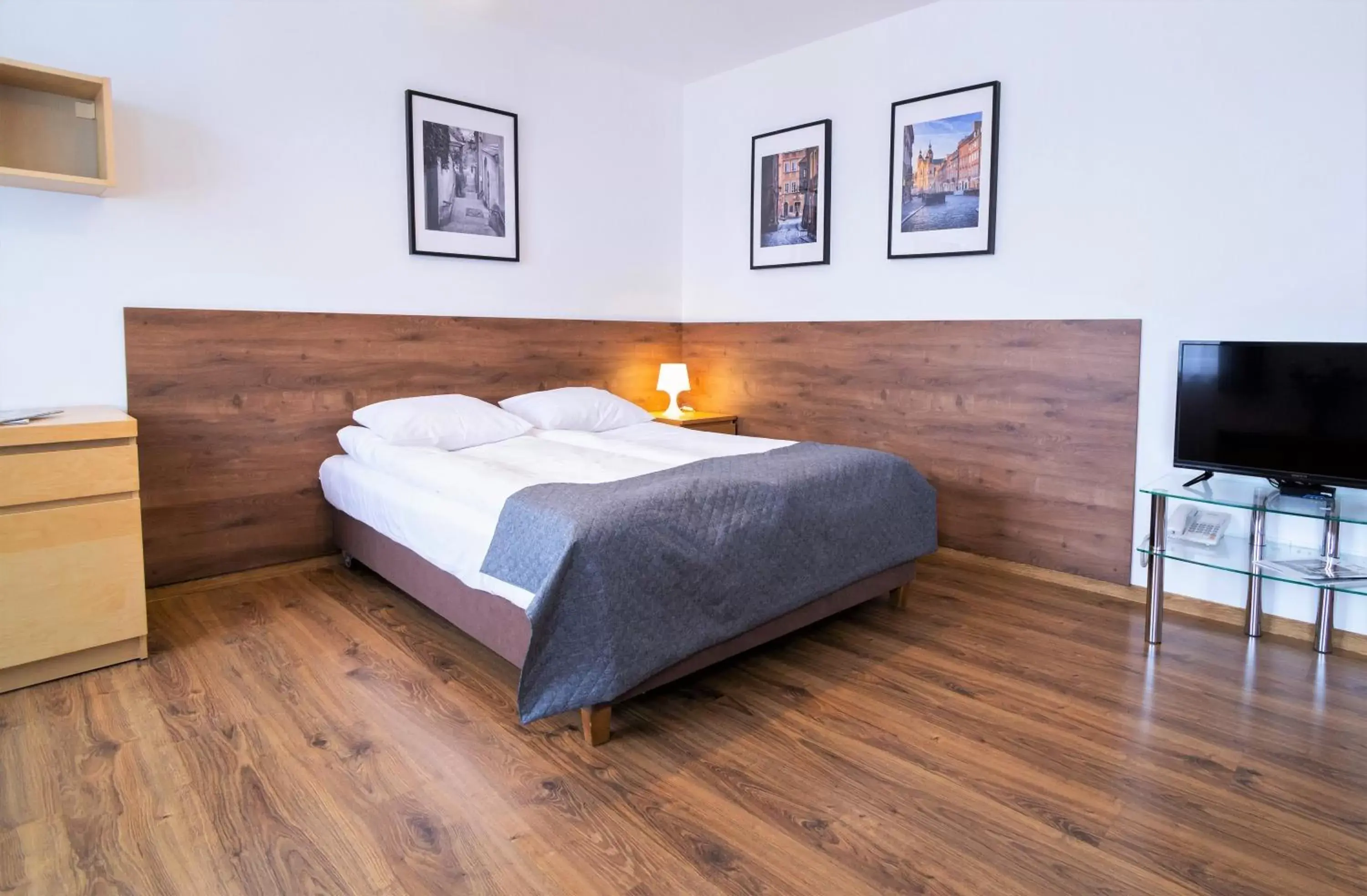 View (from property/room), Bed in Warsaw Apartments - Apartamenty Wilanów View (from property/room), Bed in Warsaw Apartments - Apartamenty Wilanów