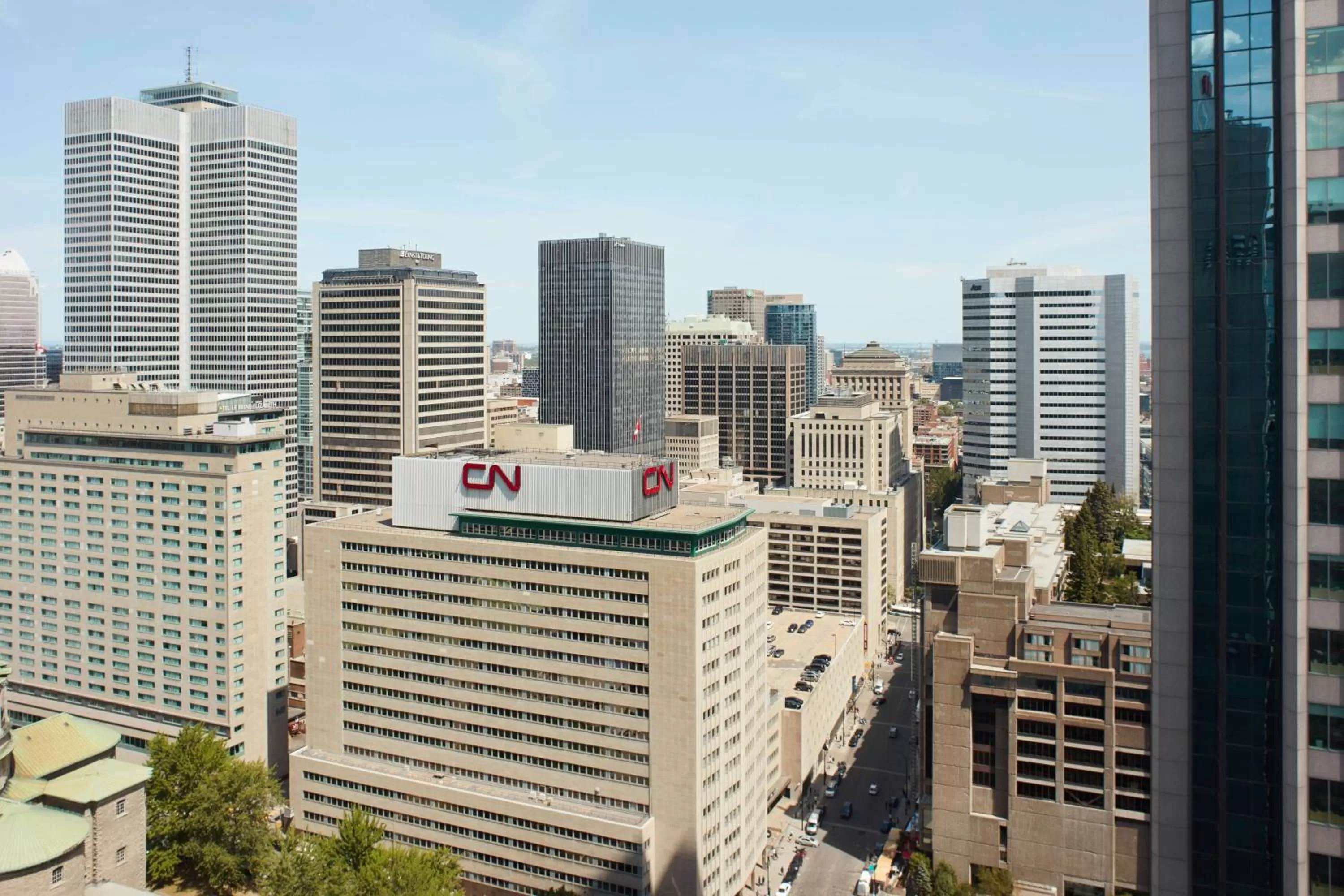 Photo of the whole room in Montreal Marriott Chateau Champlain