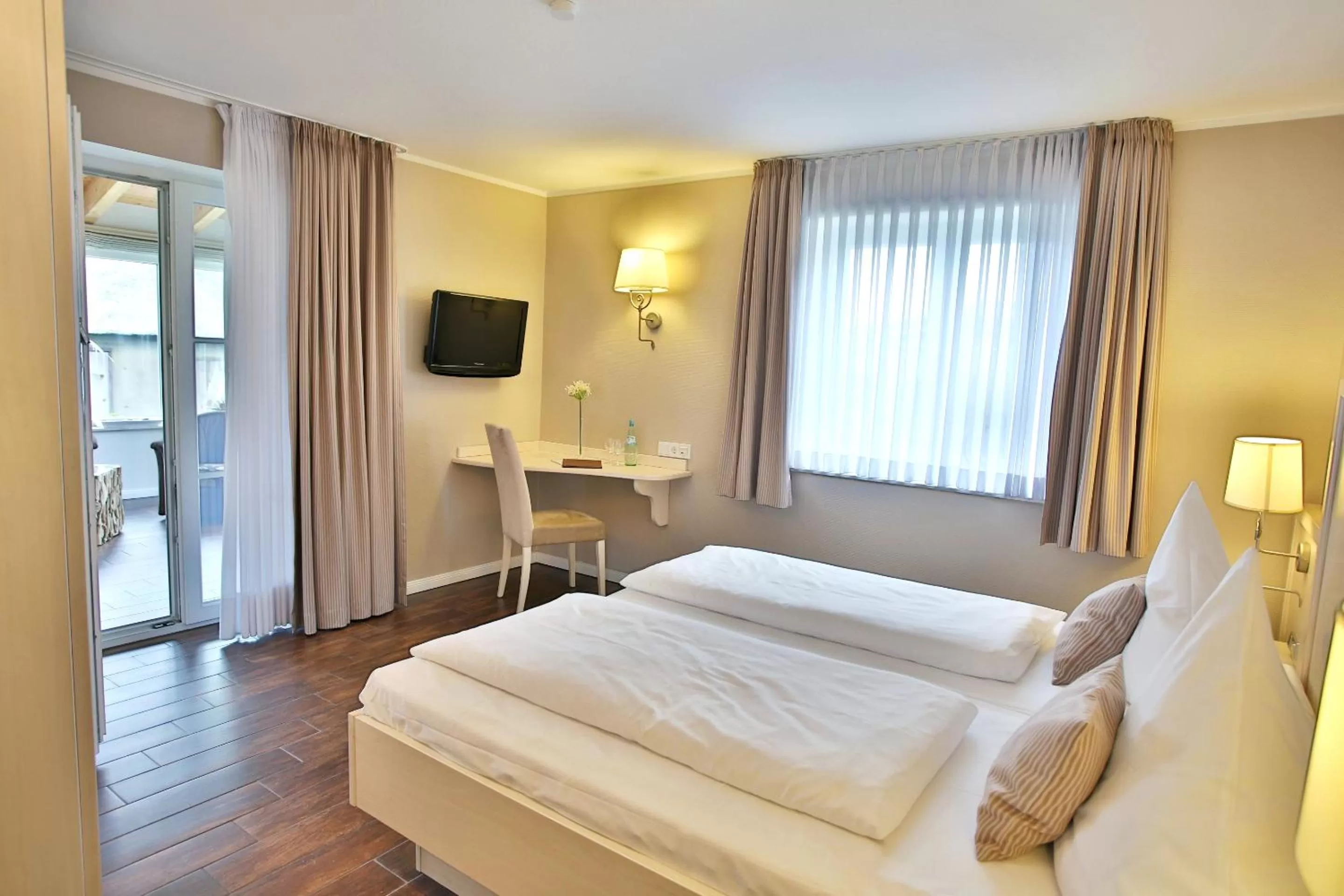 Photo of the whole room, Bed in Anker's Hörn