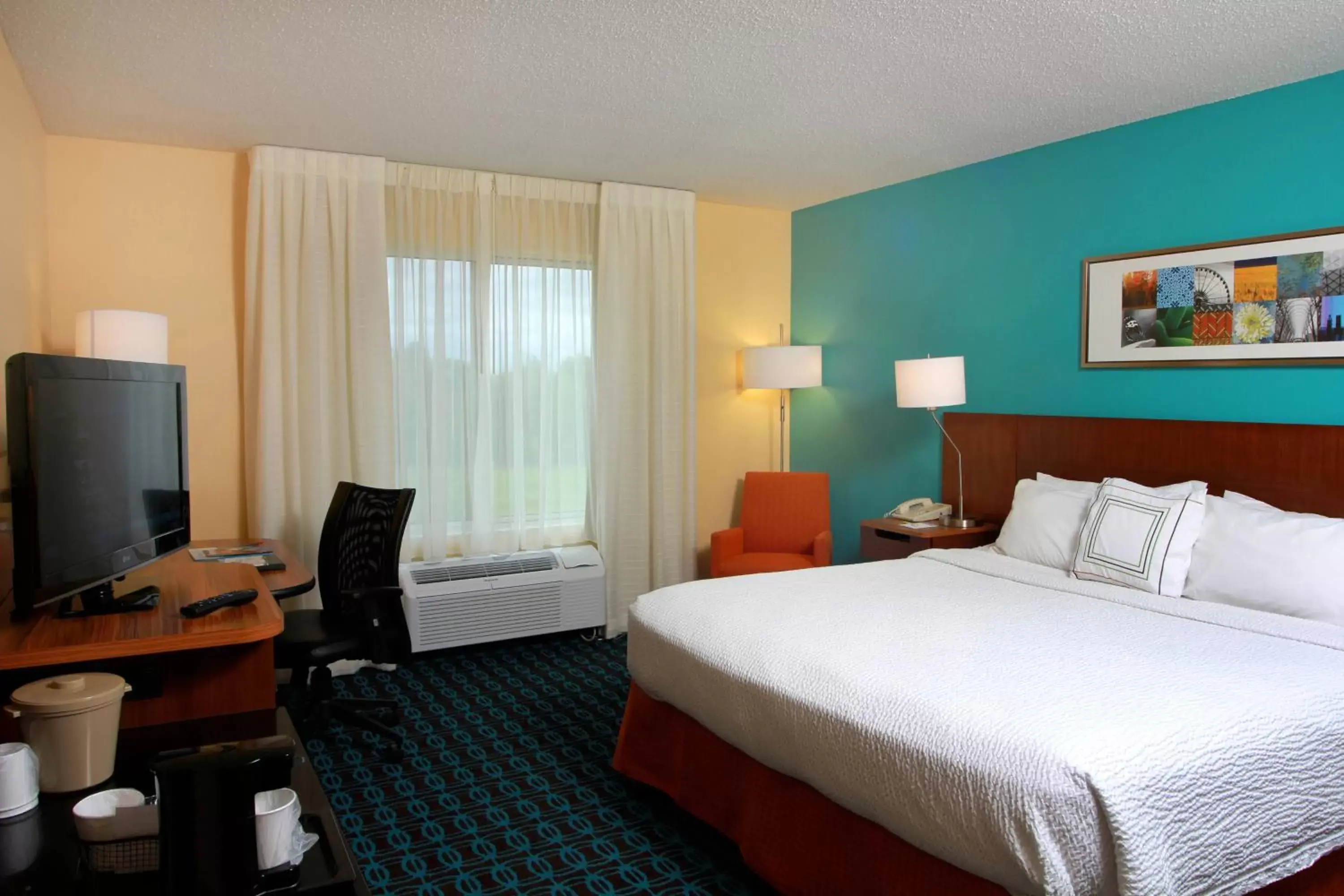 Photo of the whole room, Bed in Fairfield Inn & Suites Traverse City