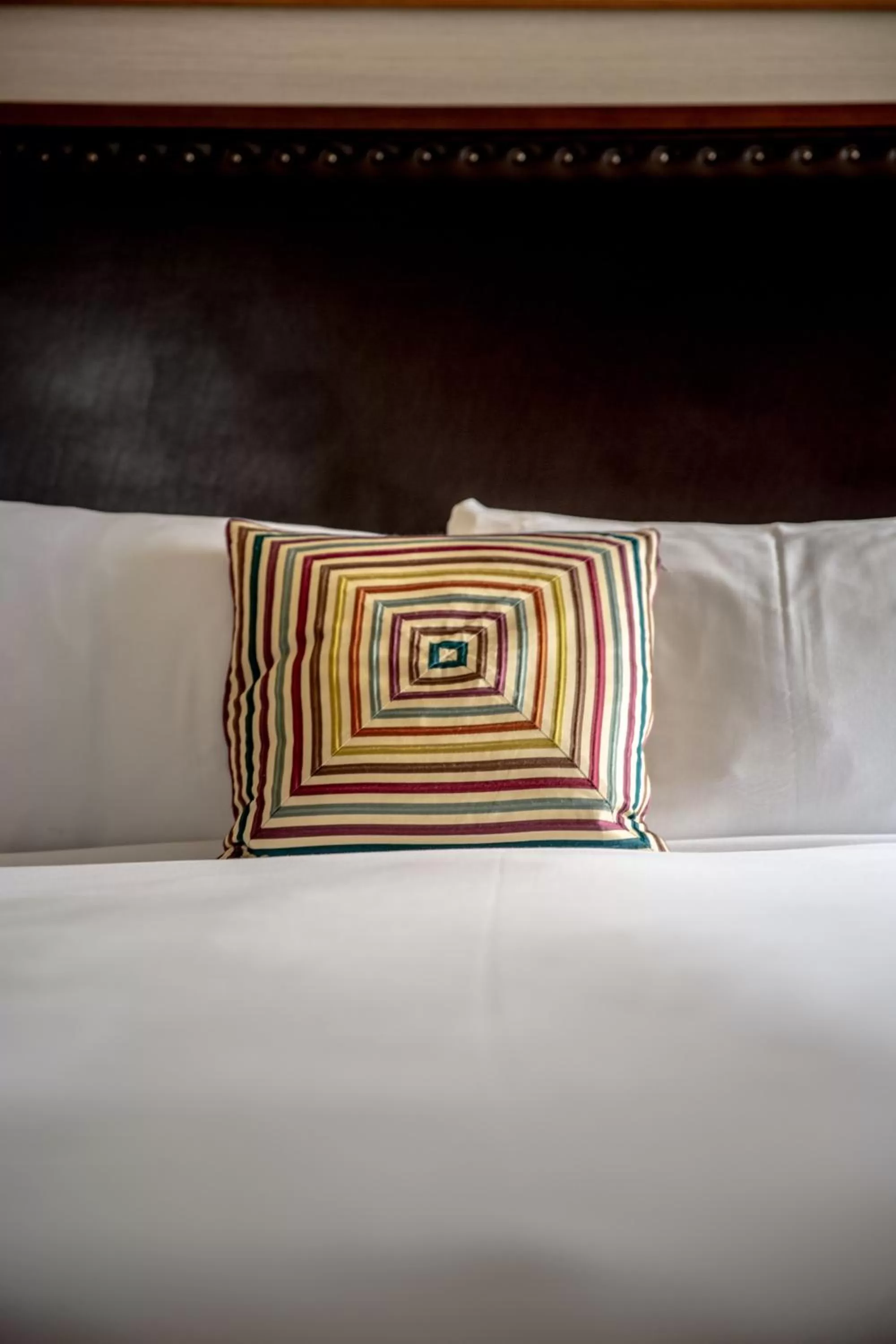 Bedroom, Bed in Fairmont Le Manoir Richelieu