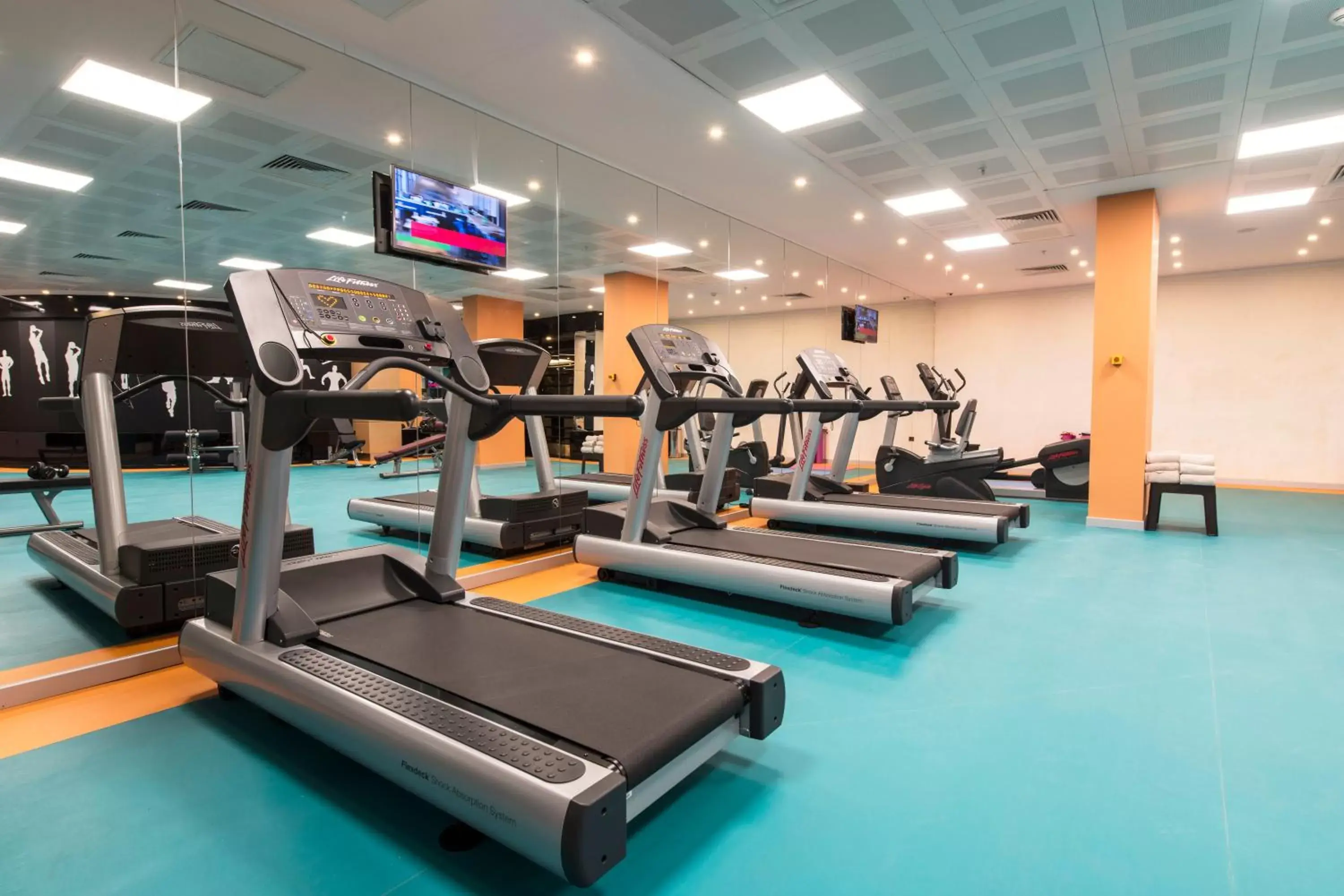 Fitness centre/facilities in Park Inn by Radisson Ankara Cankaya Fitness centre/facilities in Park Inn by Radisson Ankara Cankaya