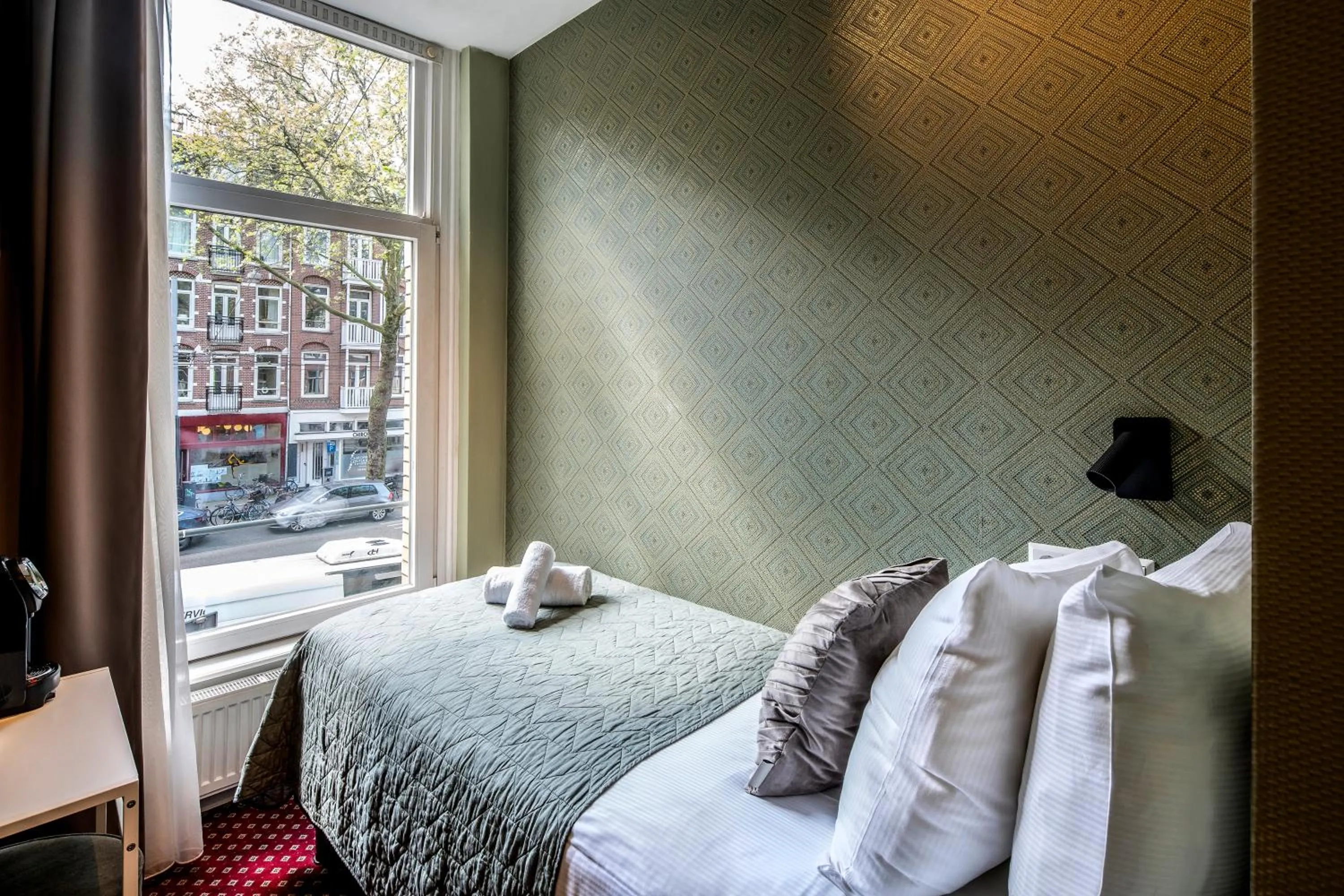 Bed in Hotel Atlantis Amsterdam