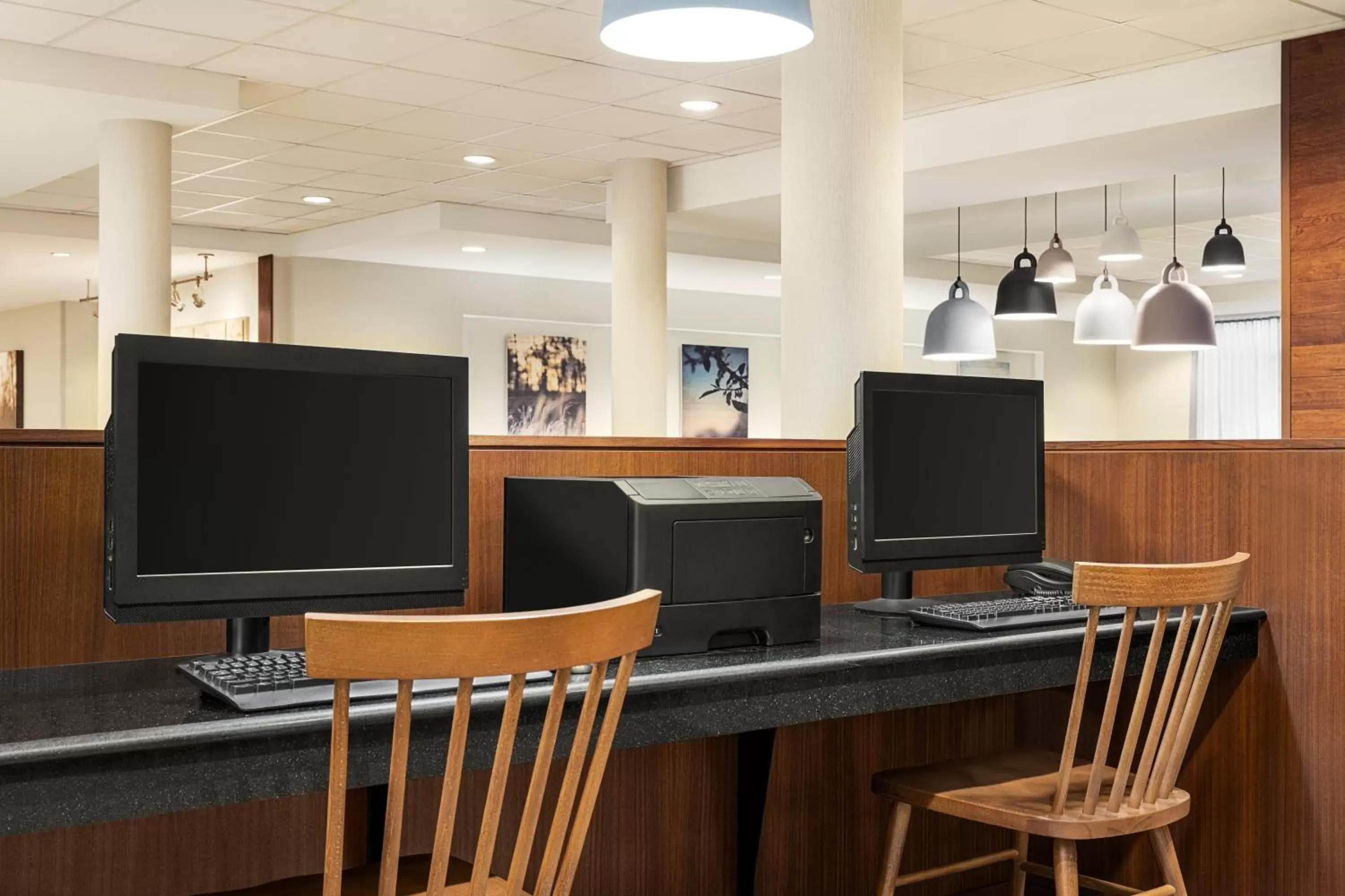 Business Area/Conference Room in Fairfield Inn & Suites by Marriott Hershey Chocolate Avenue