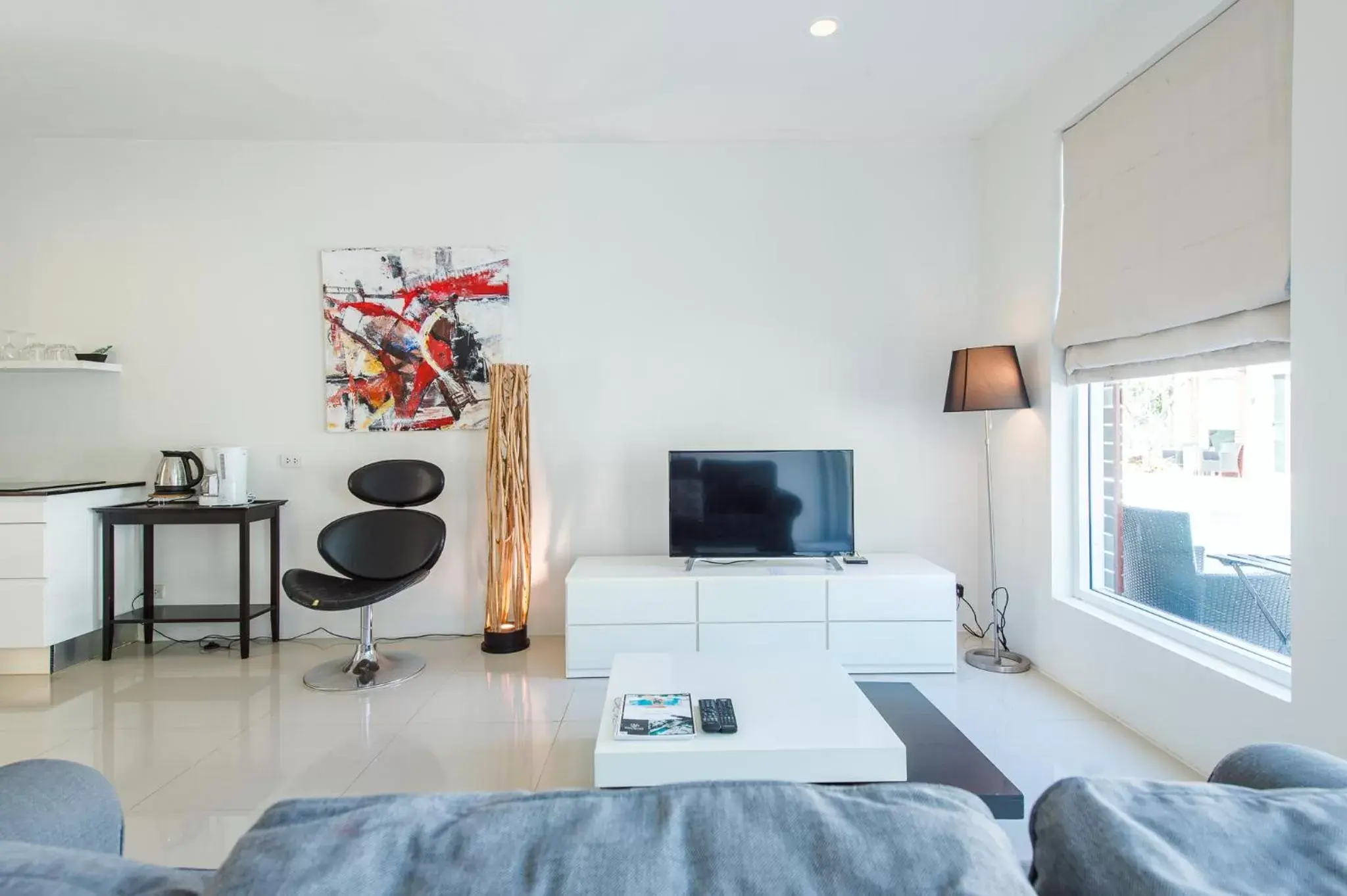 Living room, TV/Entertainment Center in The Beach Village Resort