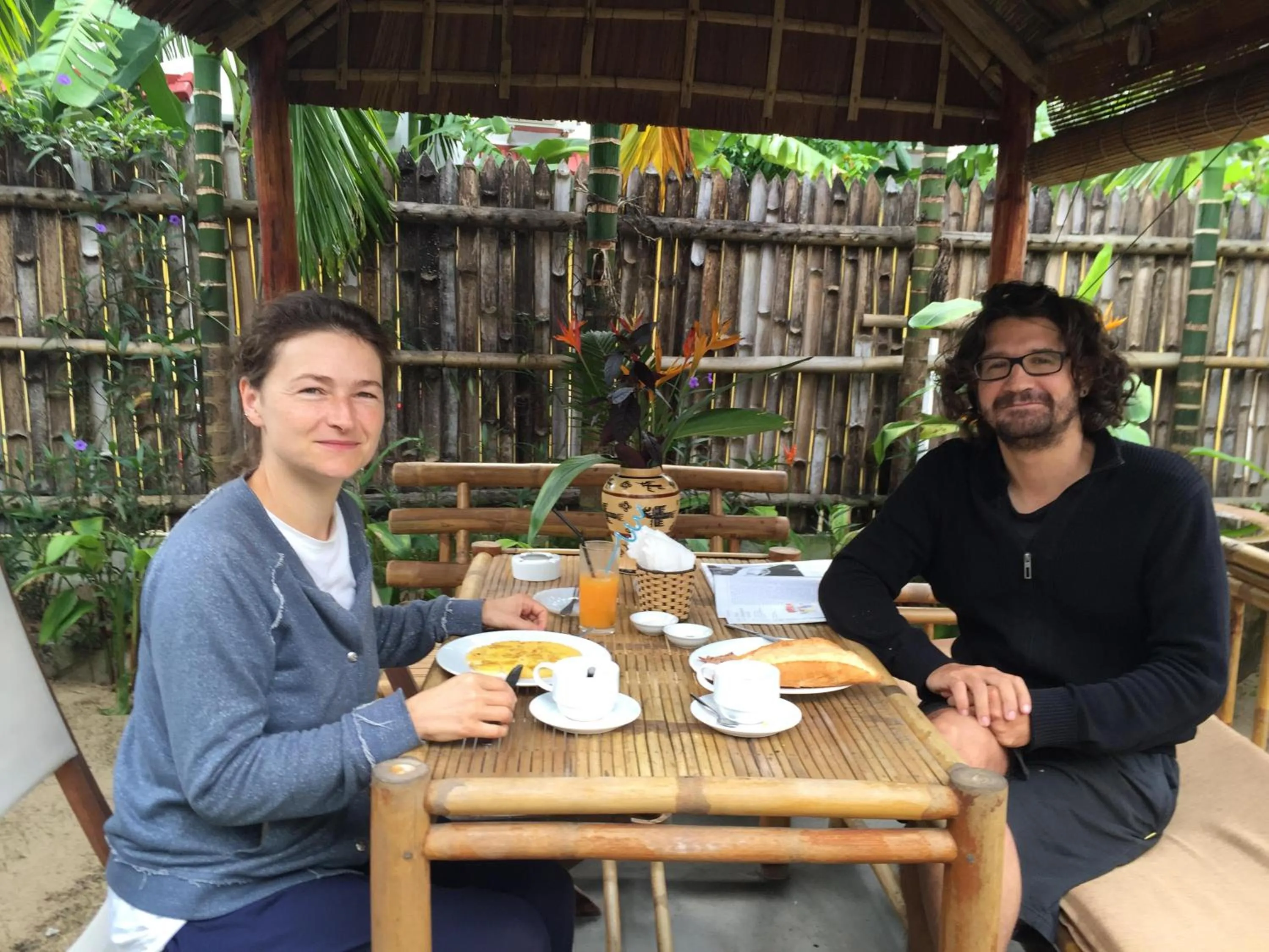 Food and drinks in Local Beach Homestay