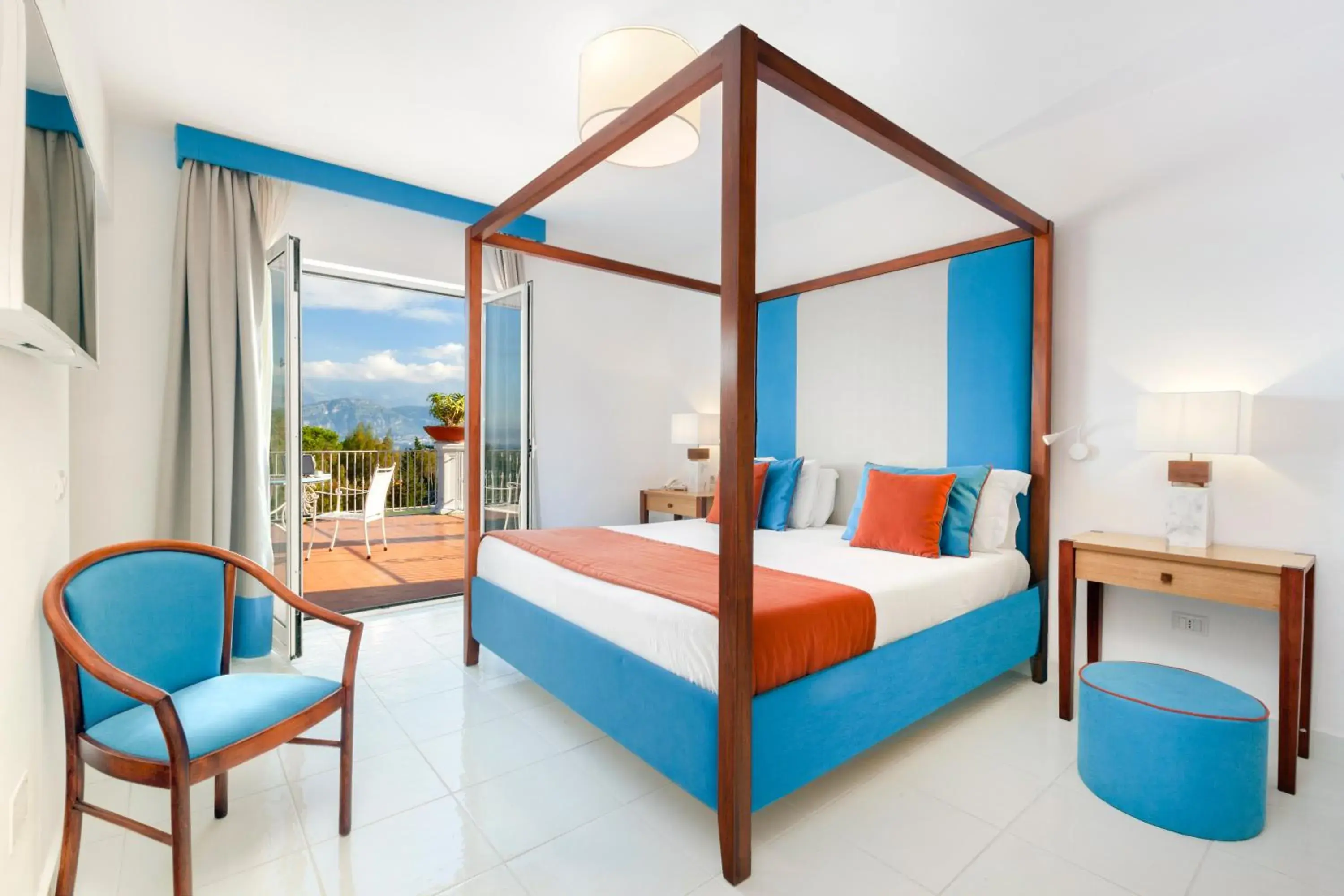 Bedroom, Bed in Atlantic Palace Hotel Bedroom, Bed in Atlantic Palace Hotel