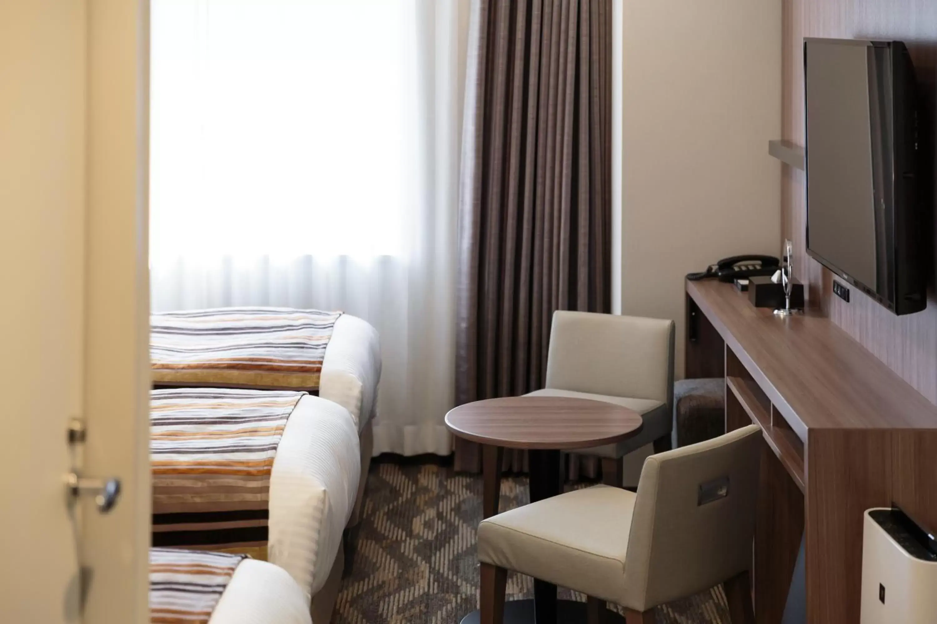 Photo of the whole room, Seating Area in Hotel MYSTAYS PREMIER Dojima