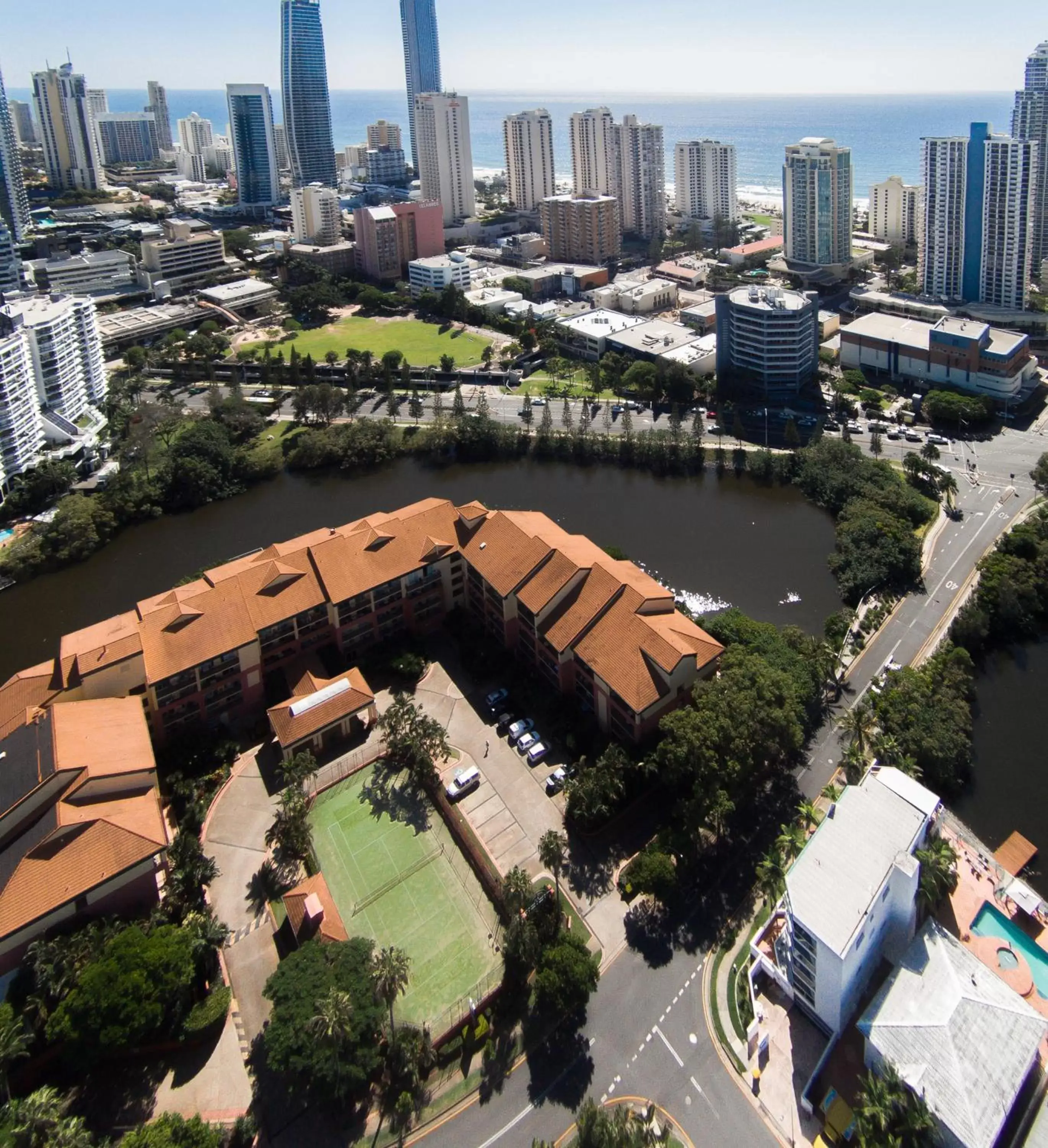 Bird's eye view, Bird's-eye View in Paradise Island Resort