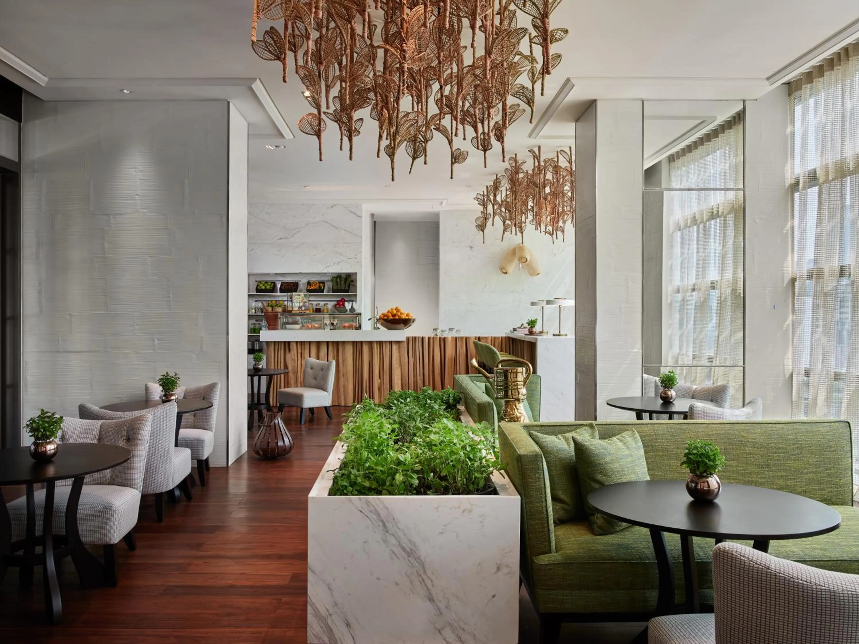 Restaurant/places to eat in Rosewood Bangkok