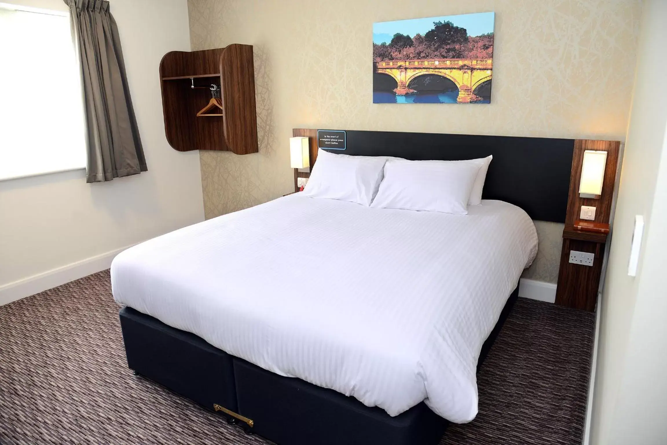Bedroom, Bed in Blue Jay, Derby by Marston's Inns