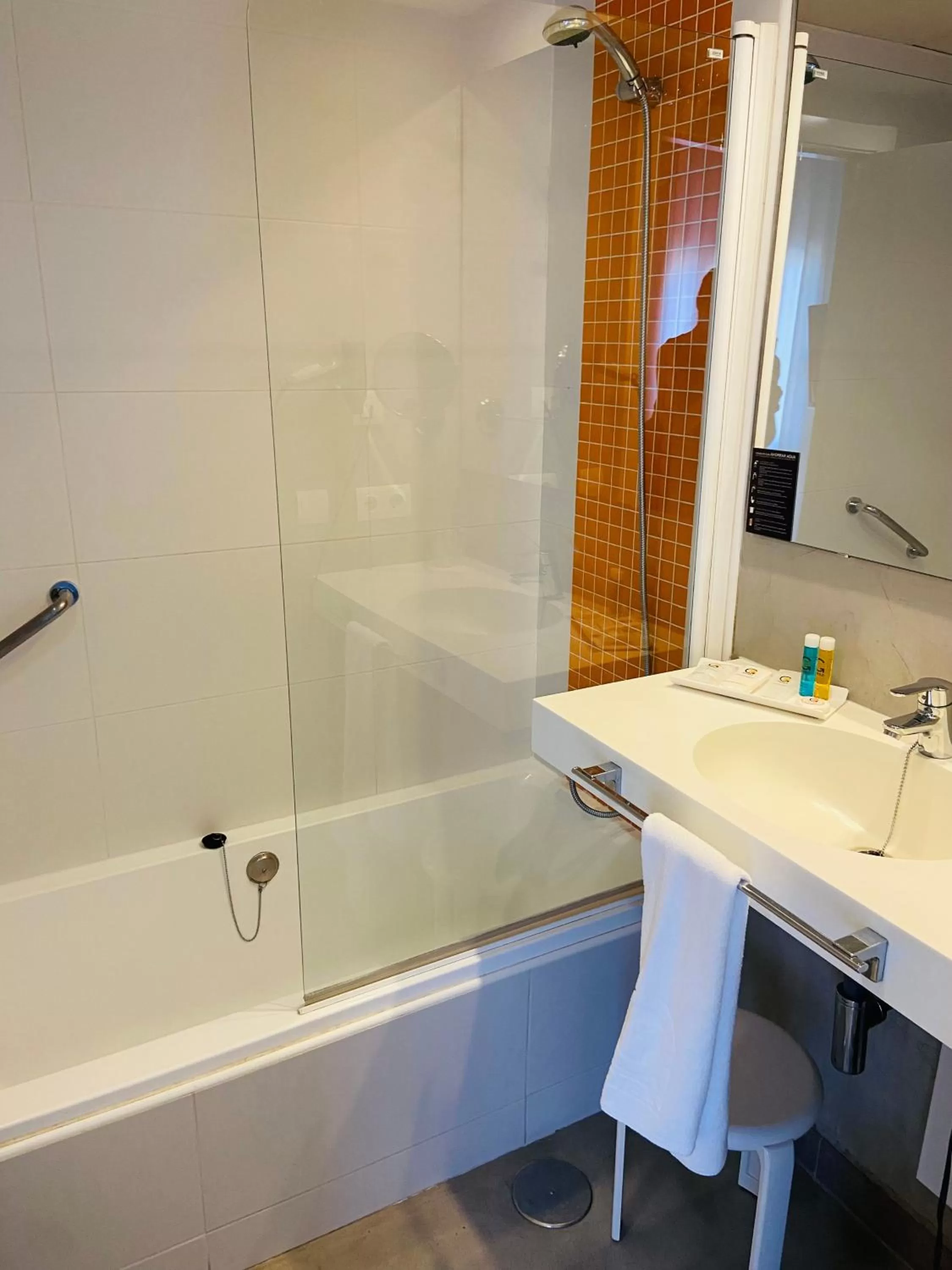 Bathroom in Climia Belroy 4 Sup