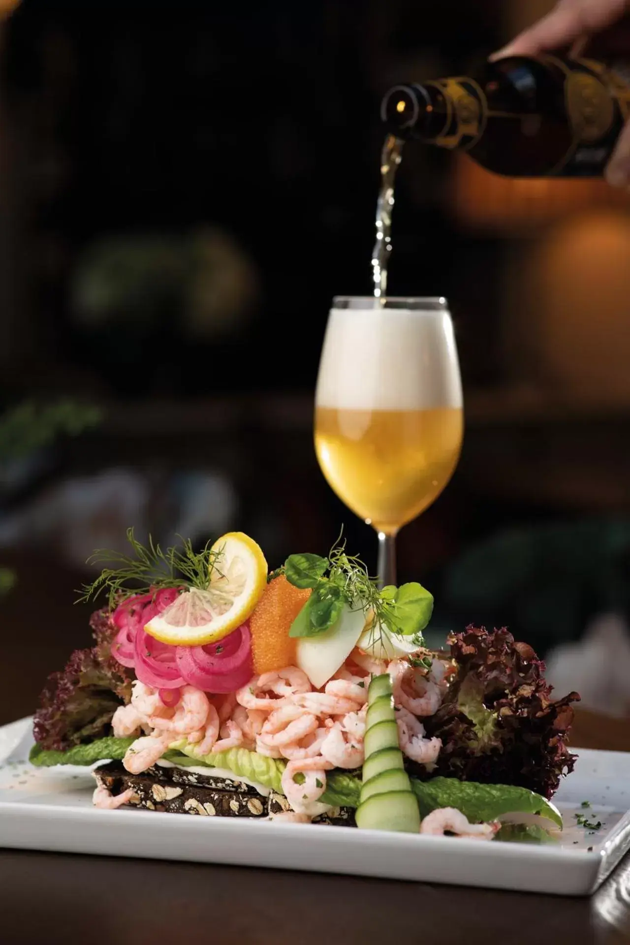 Restaurant/places to eat in Elite Plaza Hotel Restaurant/places to eat in Elite Plaza Hotel