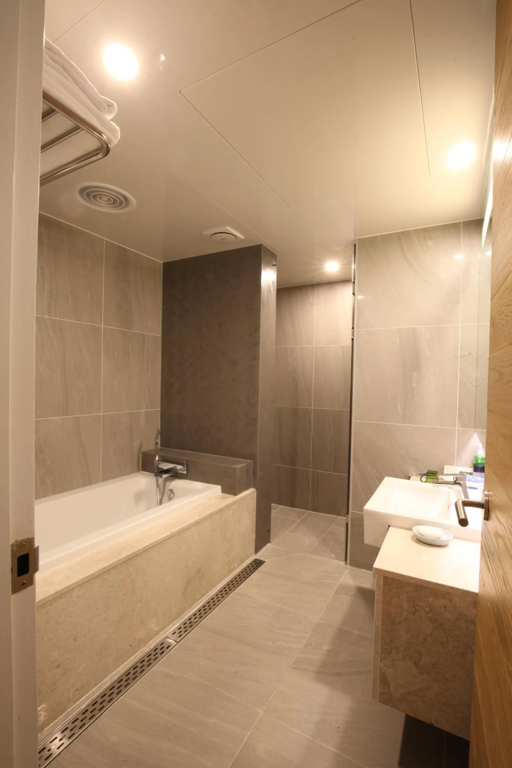 Decorative detail in Angel Hotel