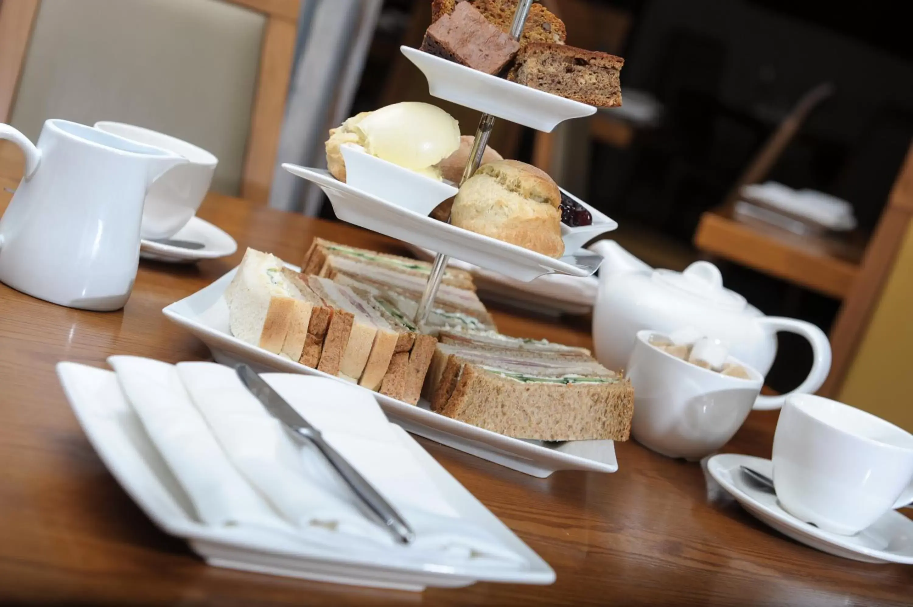 Food and drinks in The Pinewood Hotel Food and drinks in The Pinewood Hotel