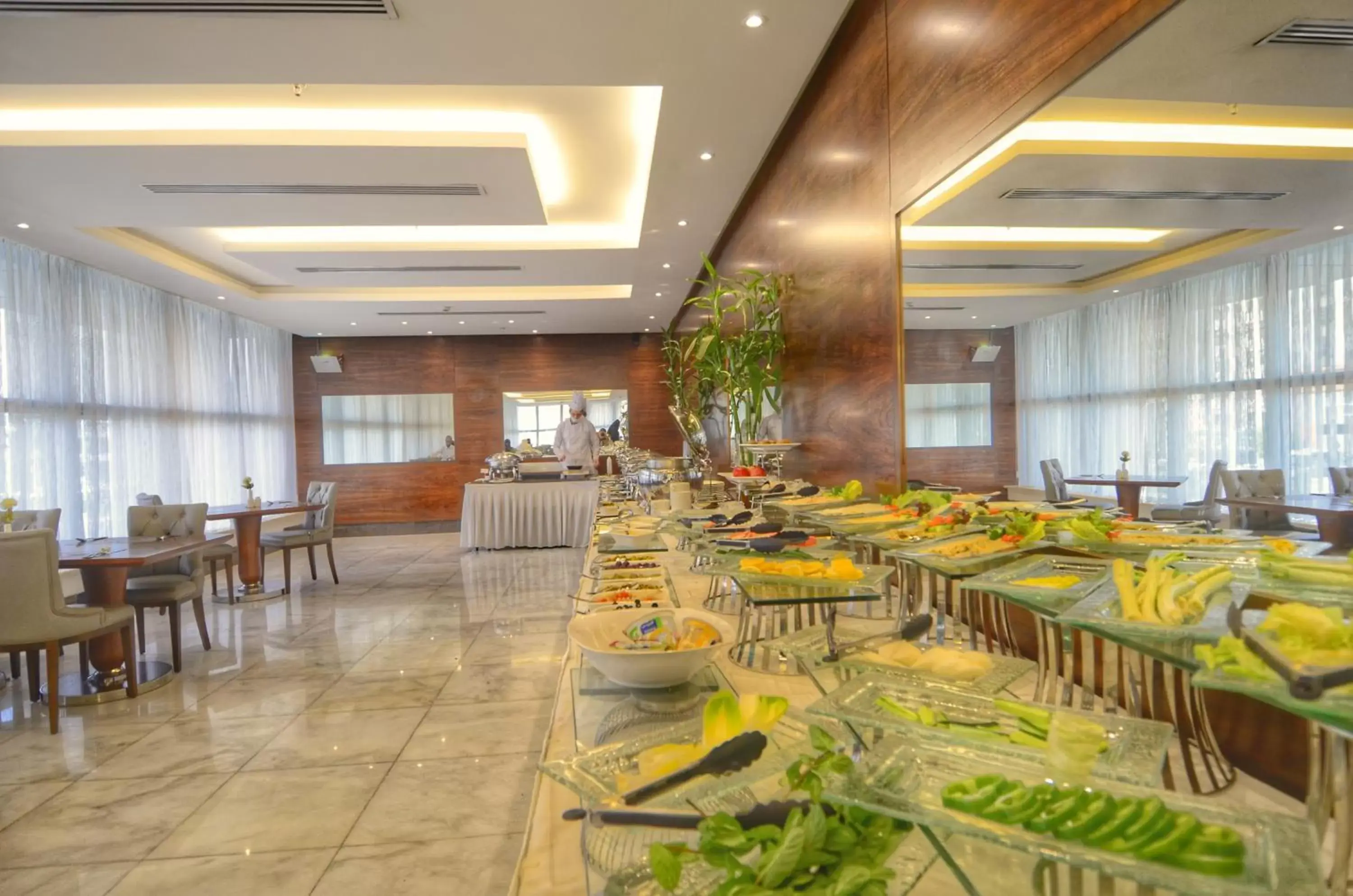 Restaurant/Places to Eat in Ruve Jeddah Hotel
