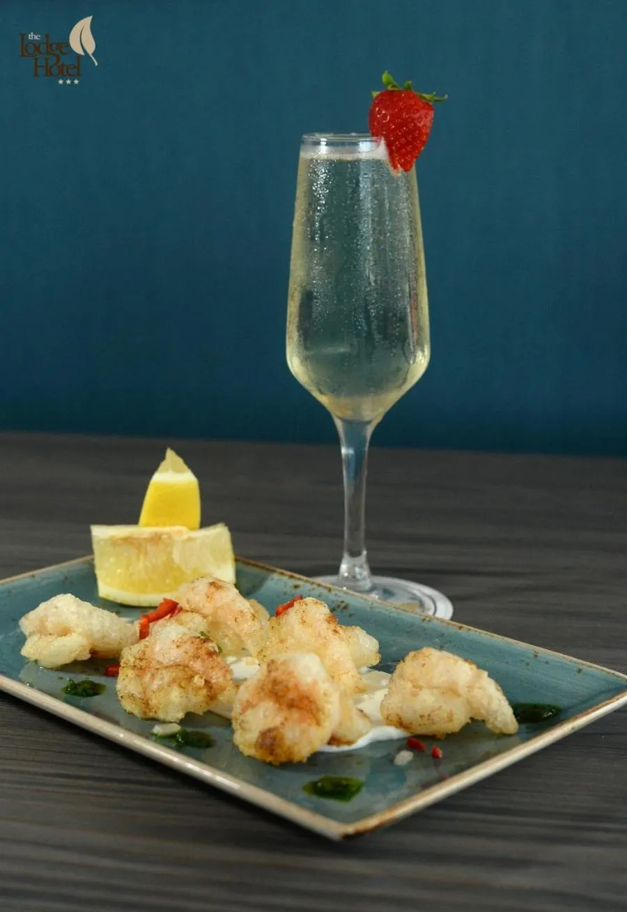 Restaurant/places to eat in The Lodge Hotel