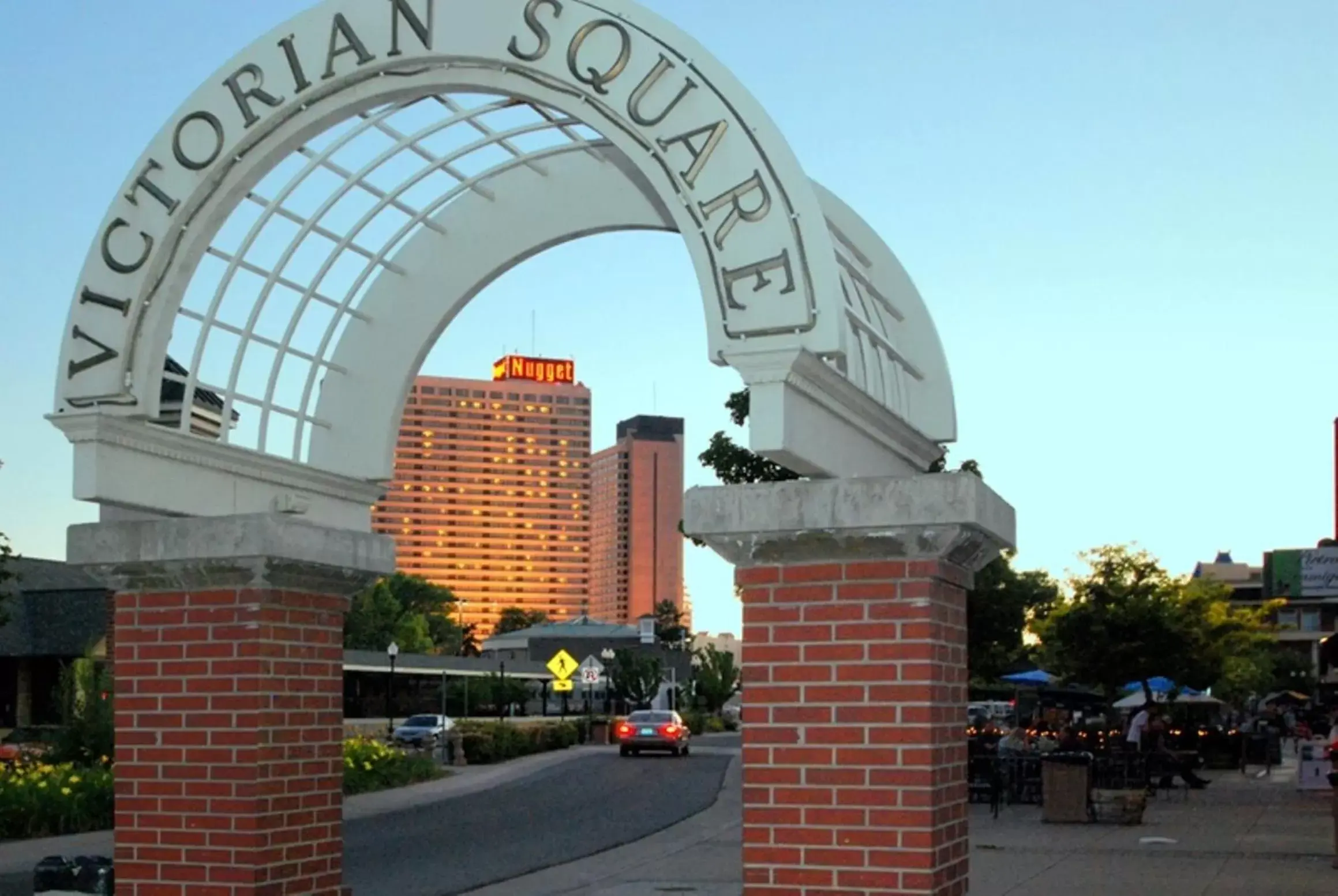 Deluxe Petite Suite in Nugget Casino Resort Deluxe Petite Suite in Nugget Casino Resort